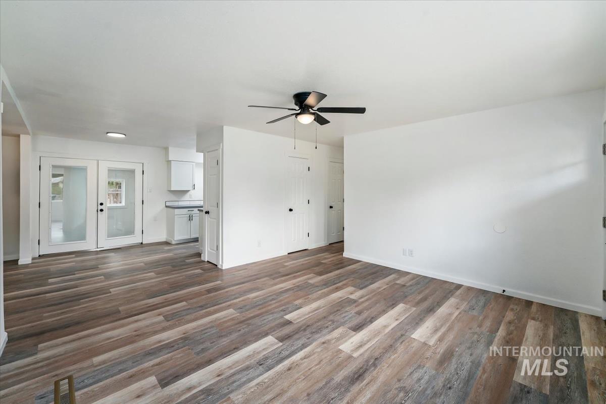 670 S 13Th E, Mountain Home, Idaho 83647, 4 Bedrooms, 2 Bathrooms, Residential For Sale, Price $325,000,MLS 98994596