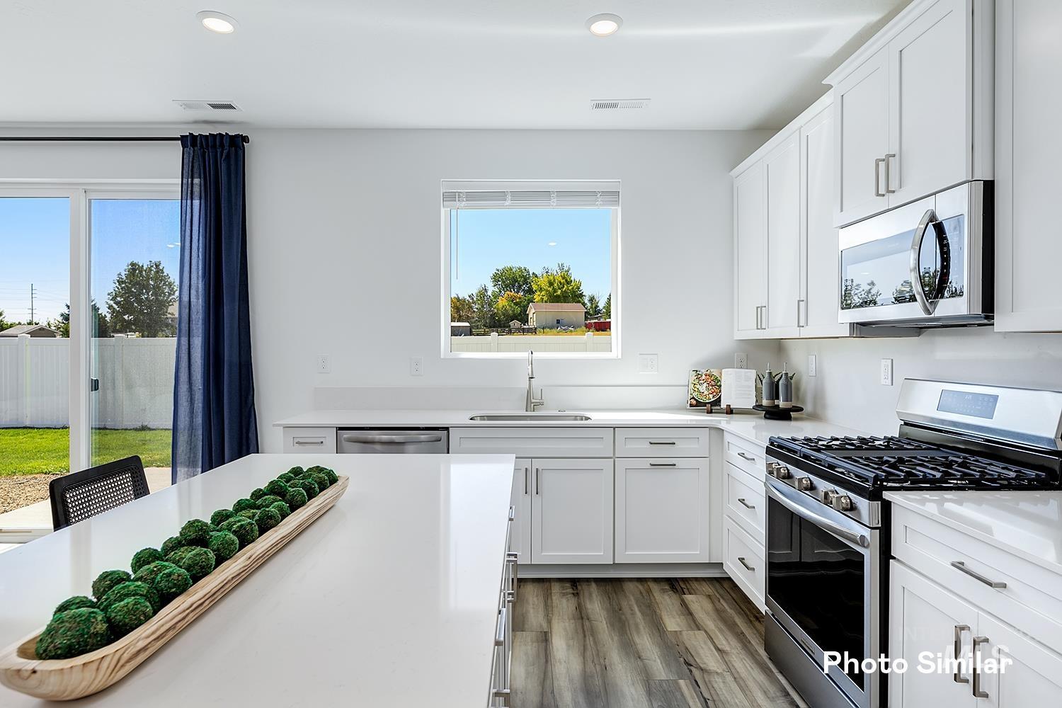 9163 W Happy Day Dr, Meridian, Idaho 83646, 3 Bedrooms, 2.5 Bathrooms, Residential For Sale, Price $516,900,MLS 98994600