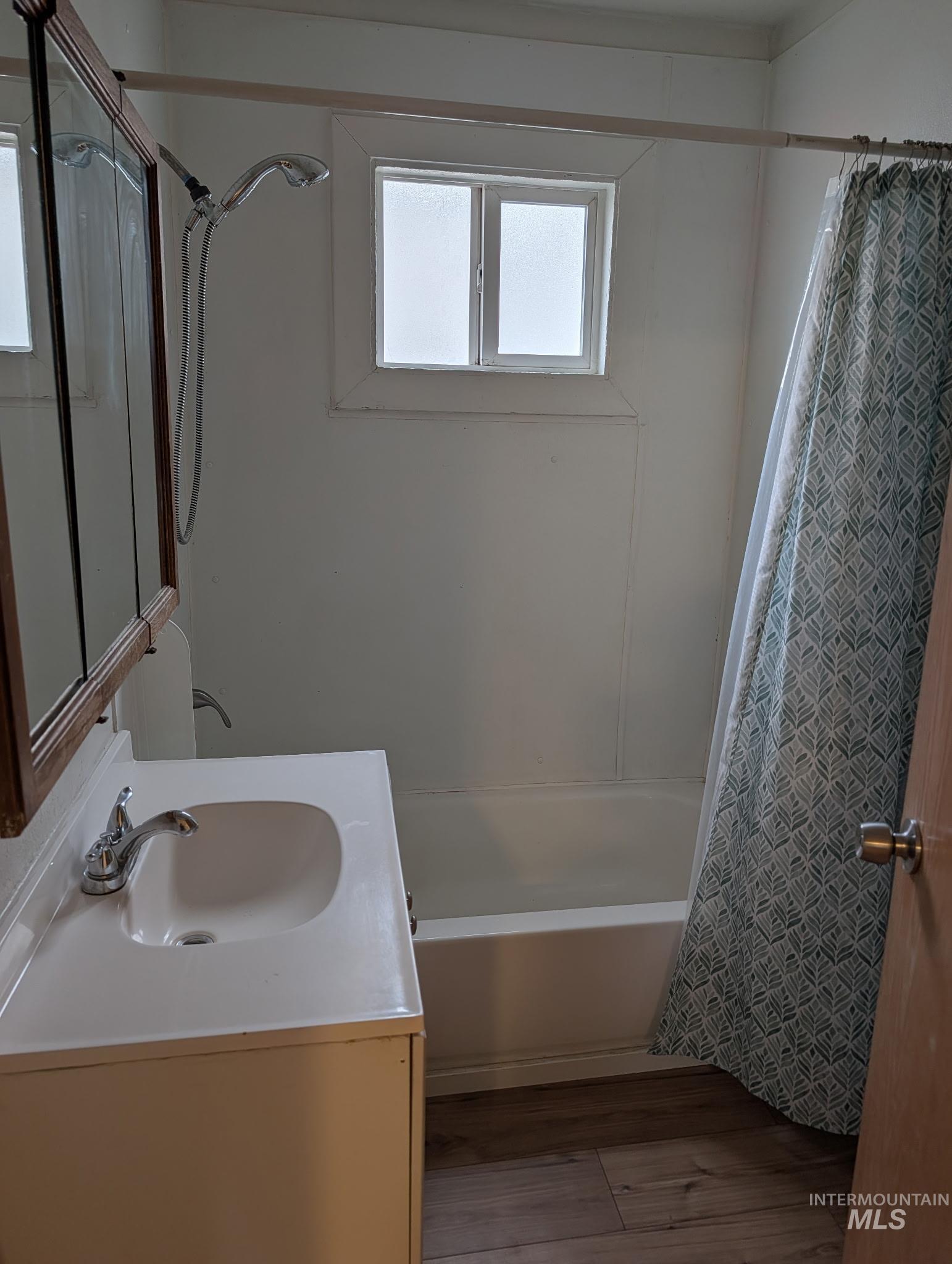 388 SE 2nd St, Ontario, Oregon 97914, 2 Bedrooms, 1 Bathroom, Residential For Sale, Price $244,000, 98994603