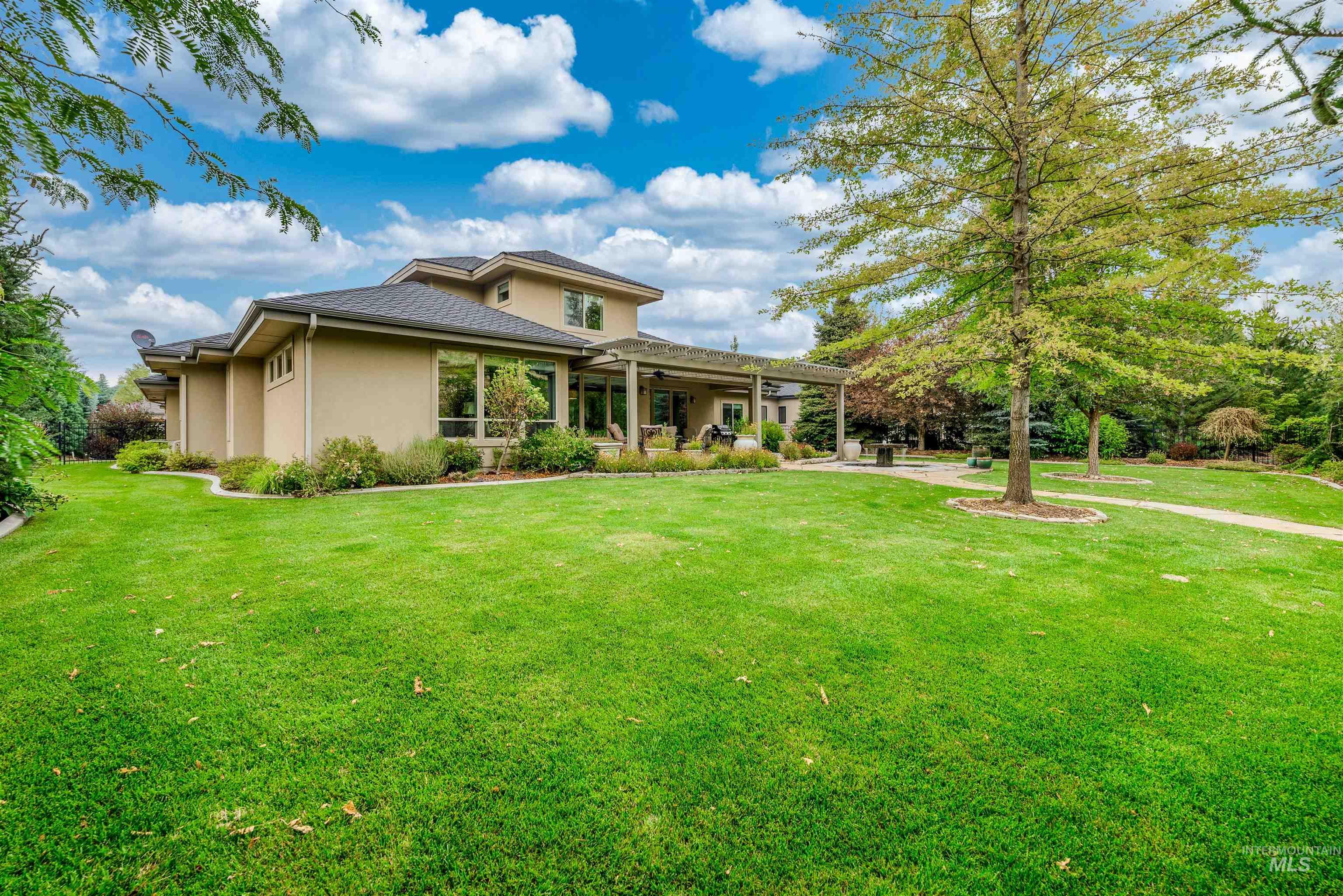 393 E Fishing Creek Lane, Eagle, Idaho 83616, 4 Bedrooms, 3.5 Bathrooms, Residential For Sale, Price $1,299,900, 98994606