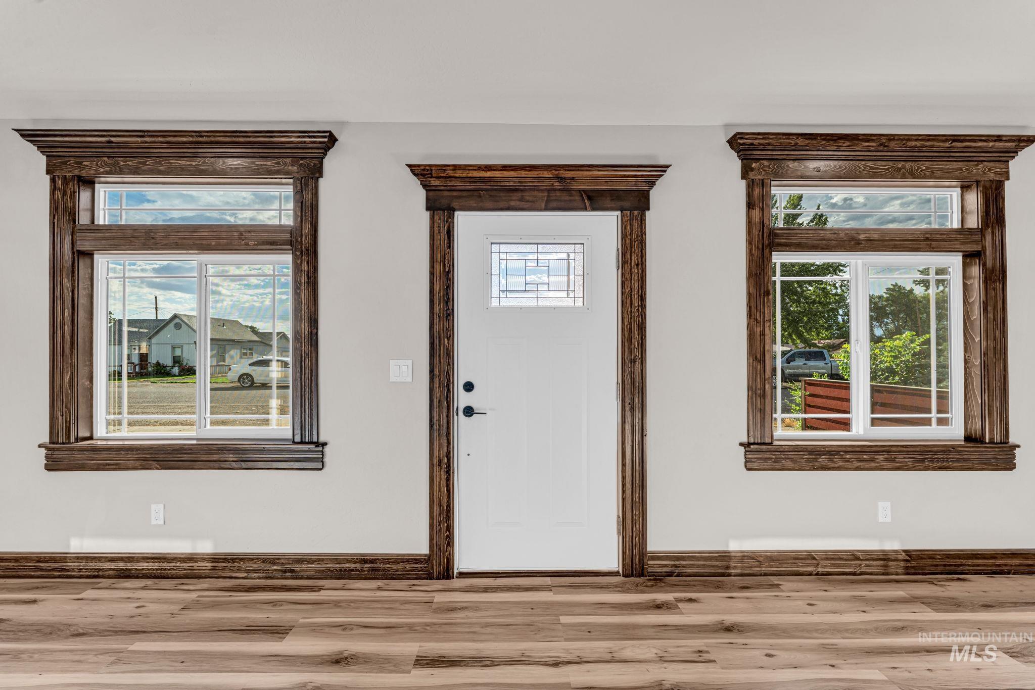 210 Oregon St, Gooding, Idaho 83330, 3 Bedrooms, 3.5 Bathrooms, Residential For Sale, Price $325,000, 98994609