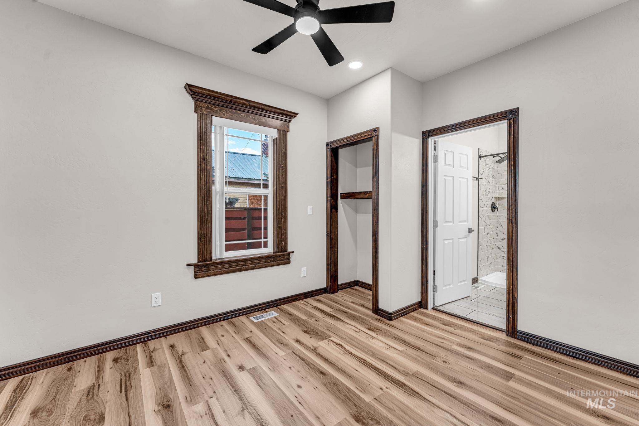 210 Oregon St, Gooding, Idaho 83330, 3 Bedrooms, 3.5 Bathrooms, Residential For Sale, Price $325,000, 98994609