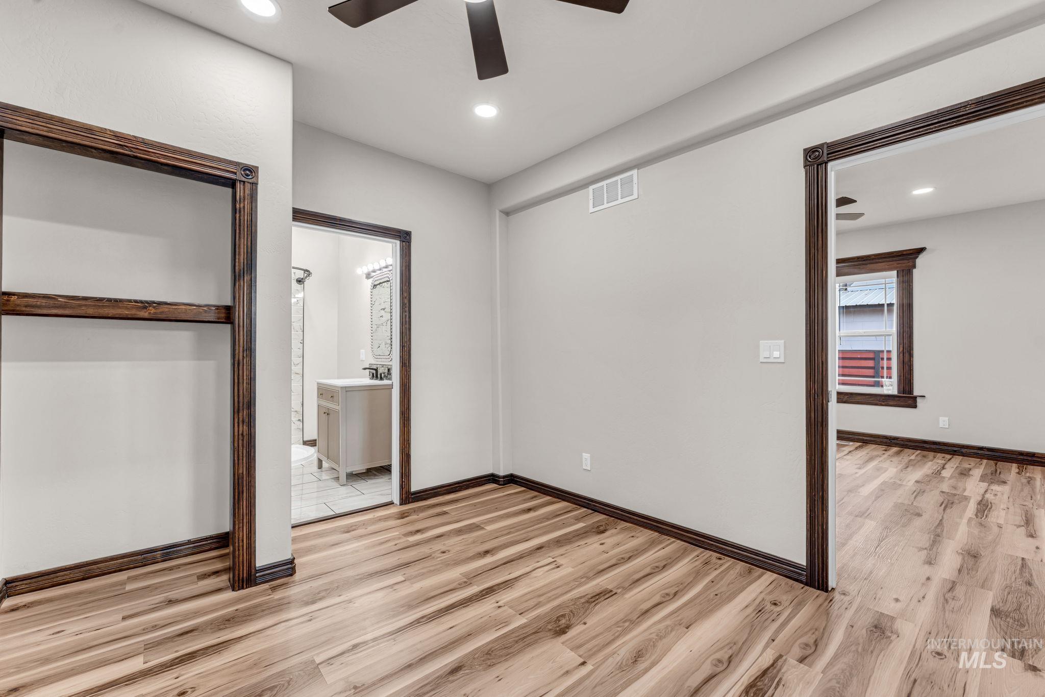 210 Oregon St, Gooding, Idaho 83330, 3 Bedrooms, 3.5 Bathrooms, Residential For Sale, Price $325,000, 98994609