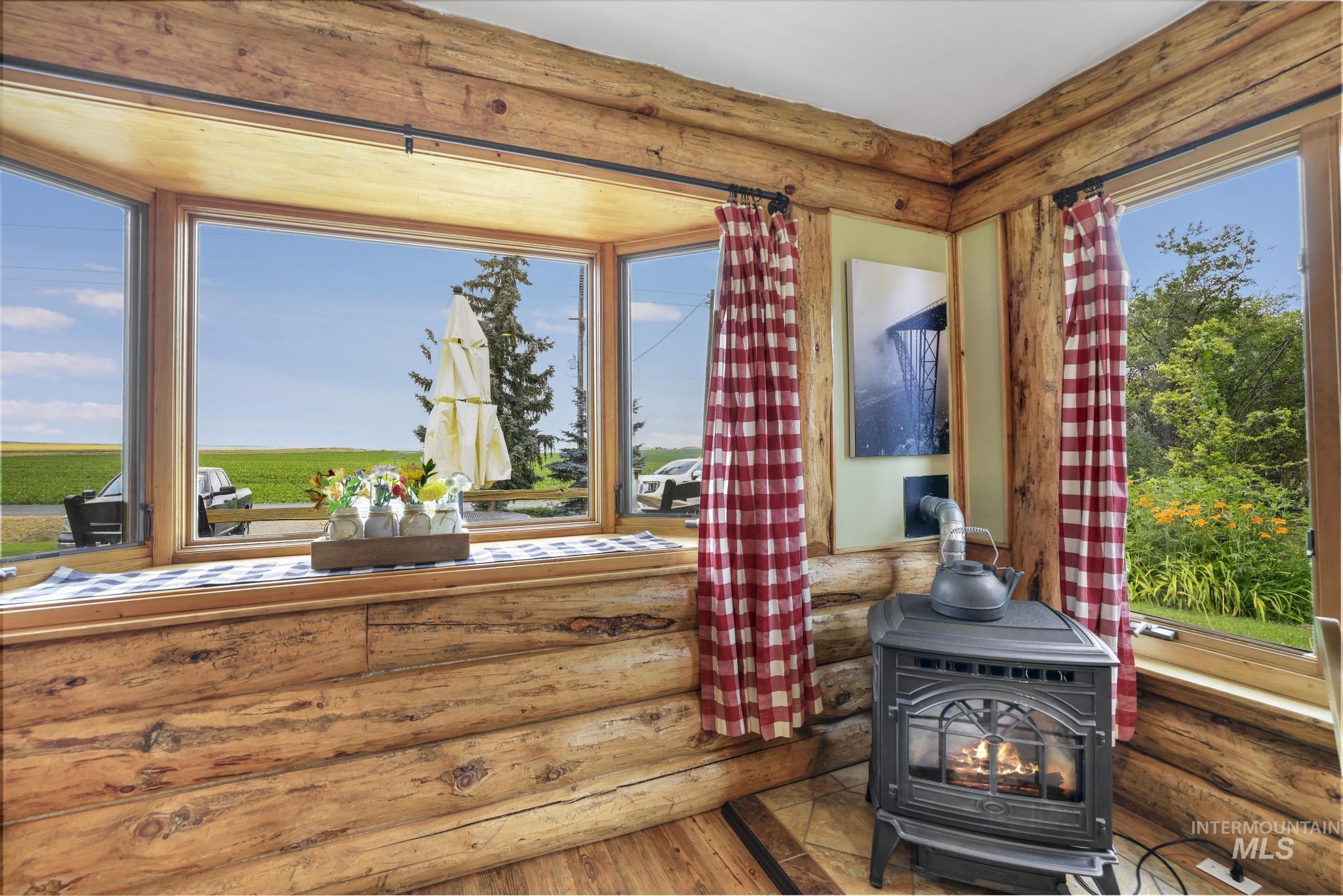 1665 E 1100 S, Eden, Idaho 83325, 3 Bedrooms, 2.5 Bathrooms, Residential For Sale, Price $599,000,MLS 98994613