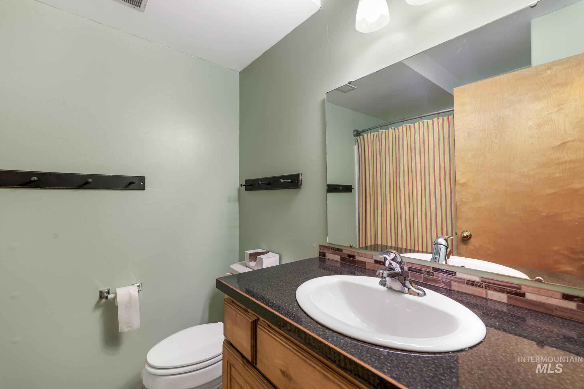 1665 E 1100 S, Eden, Idaho 83325, 3 Bedrooms, 2.5 Bathrooms, Residential For Sale, Price $599,000,MLS 98994613