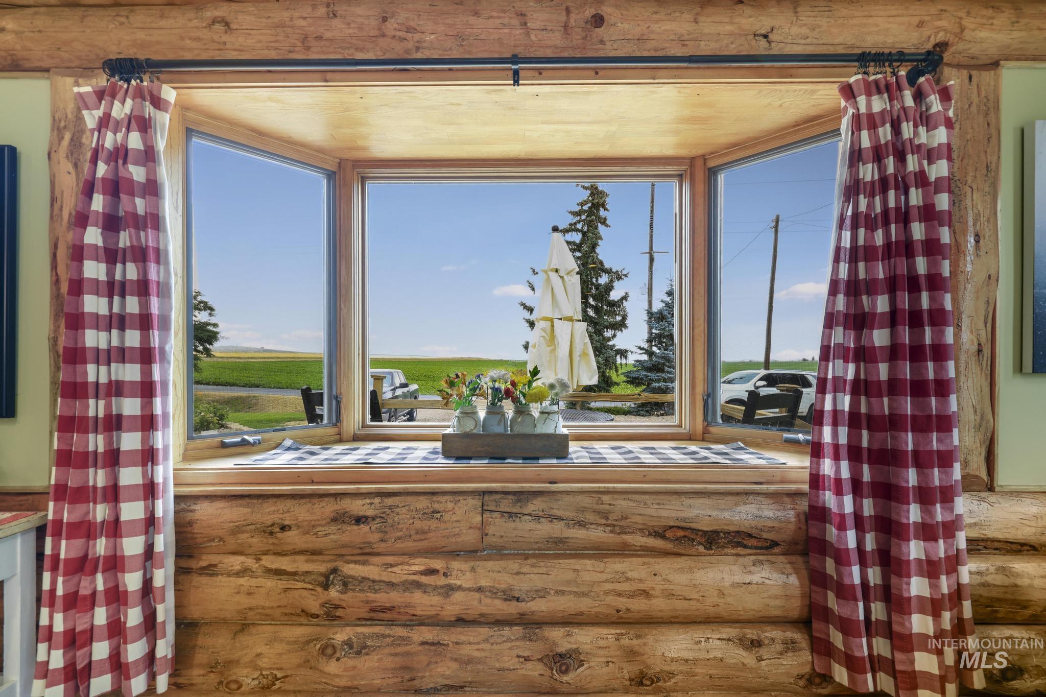 1665 E 1100 S, Eden, Idaho 83325, 3 Bedrooms, 2.5 Bathrooms, Residential For Sale, Price $599,000, 98994613
