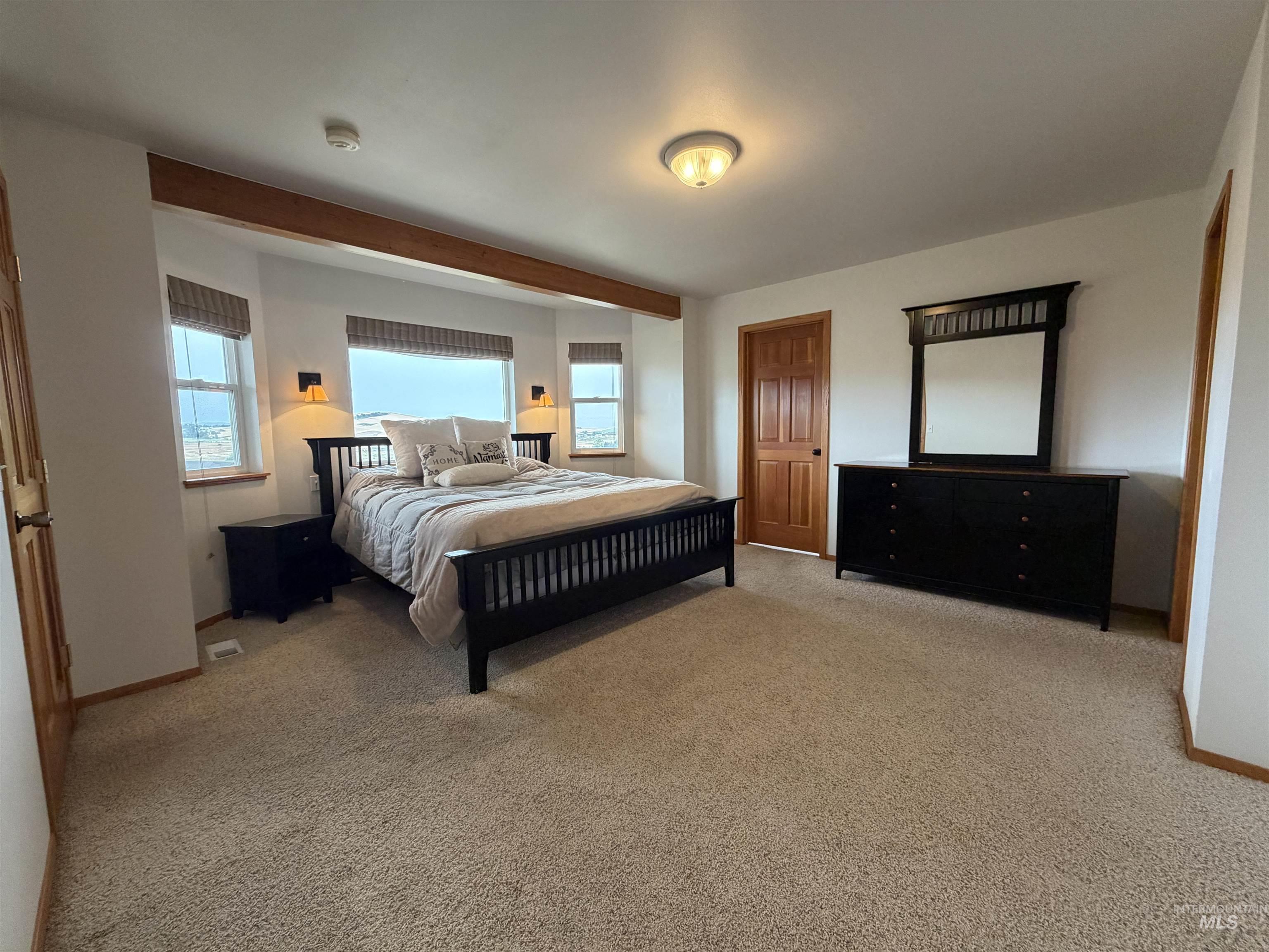 793 Indian Hills Dr, Moscow, Idaho 83843, 5 Bedrooms, 3 Bathrooms, Residential For Sale, Price $695,000,MLS 98994616