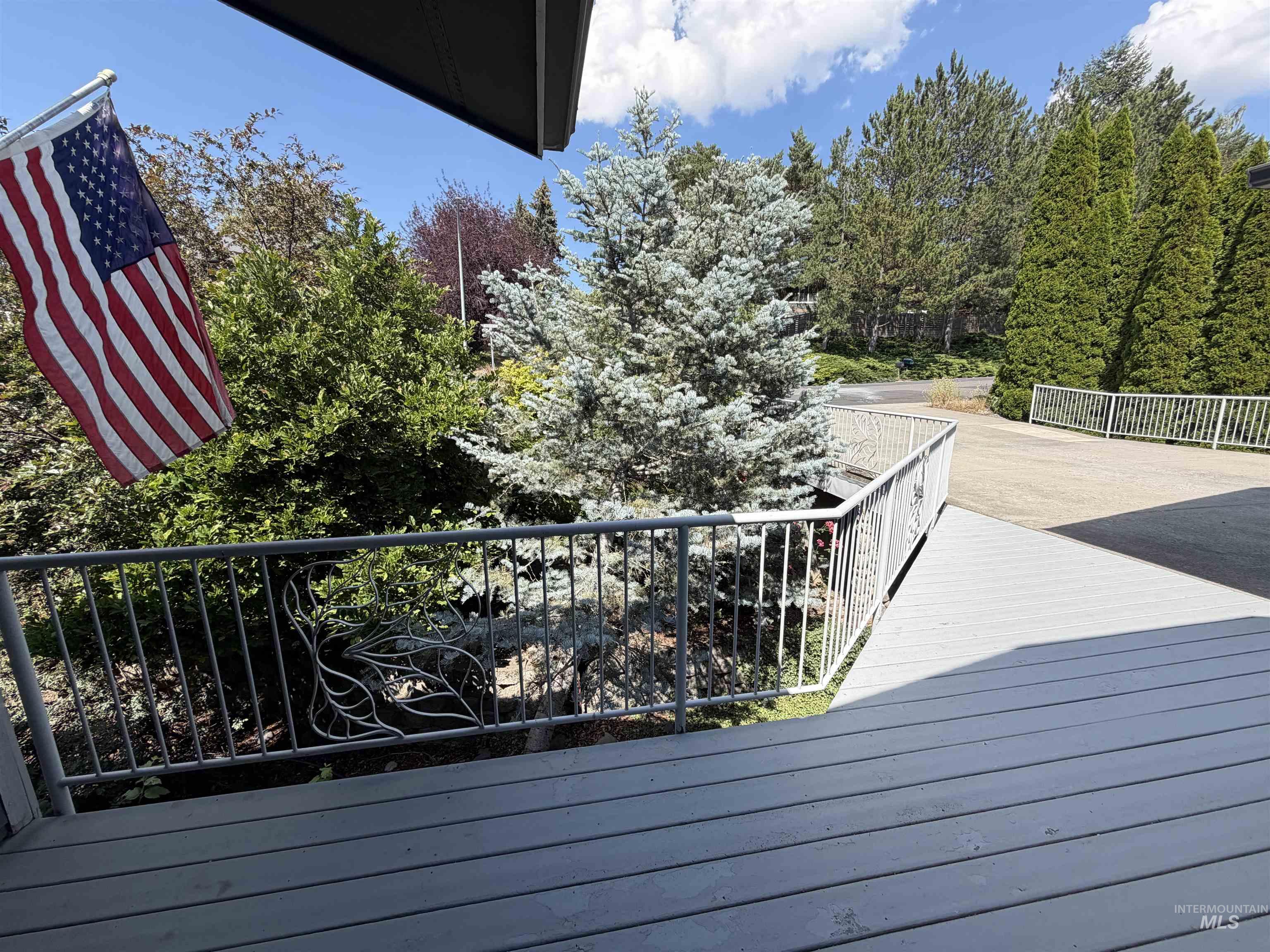 793 Indian Hills Dr, Moscow, Idaho 83843, 5 Bedrooms, 3 Bathrooms, Residential For Sale, Price $695,000,MLS 98994616