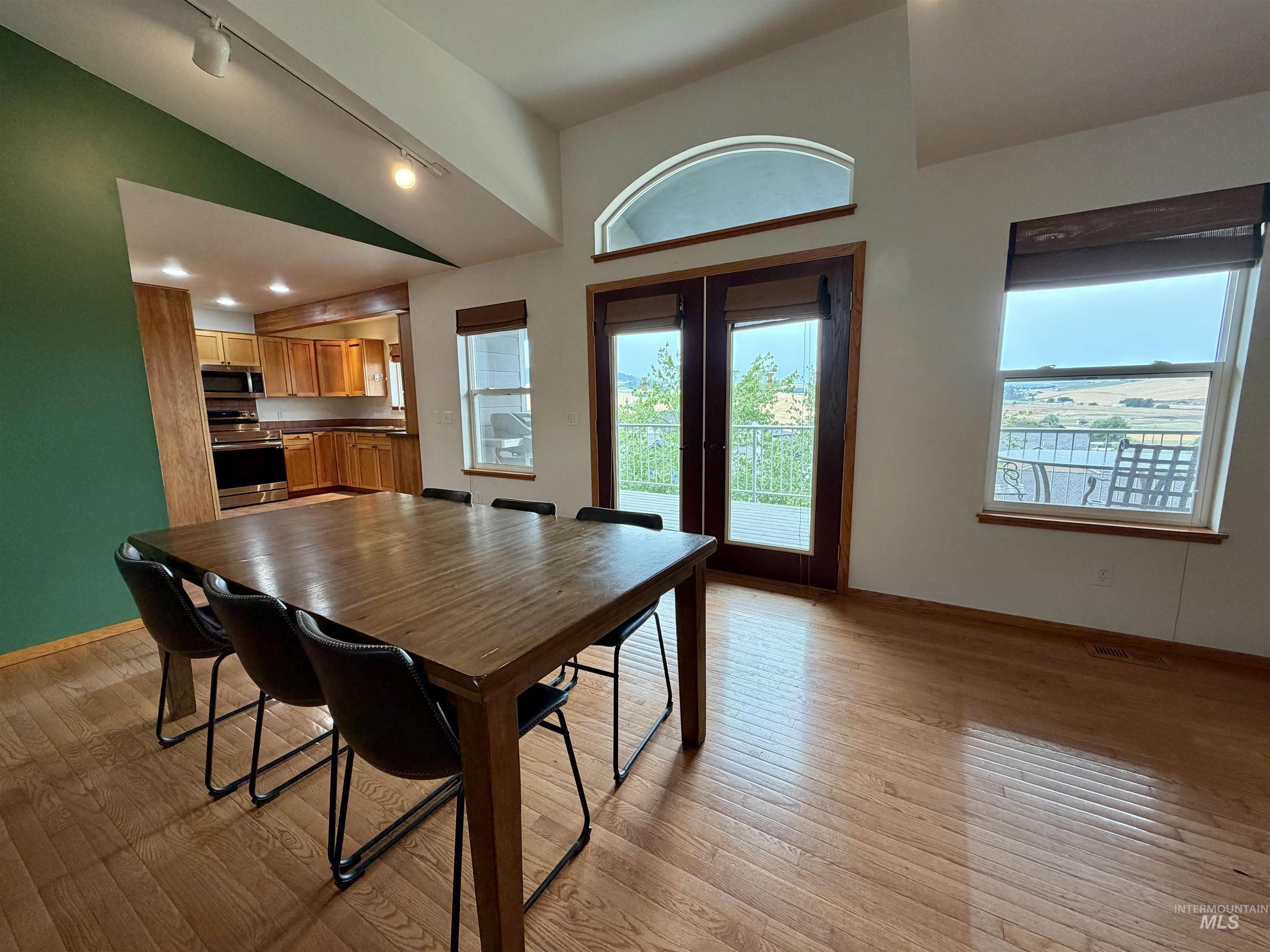 793 Indian Hills Dr, Moscow, Idaho 83843, 5 Bedrooms, 3 Bathrooms, Residential For Sale, Price $695,000,MLS 98994616