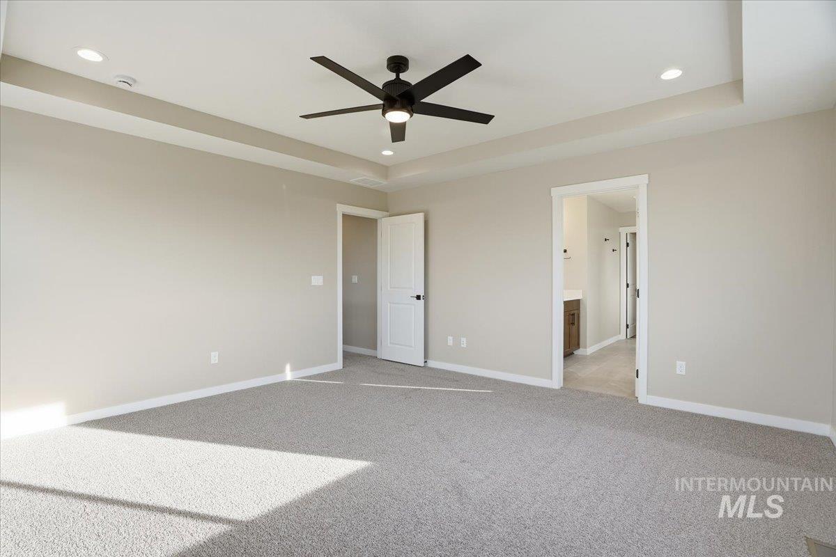10659 W Trailheights St., Star, Idaho 83669, 4 Bedrooms, 2.5 Bathrooms, Residential For Sale, Price $571,990, 98994618