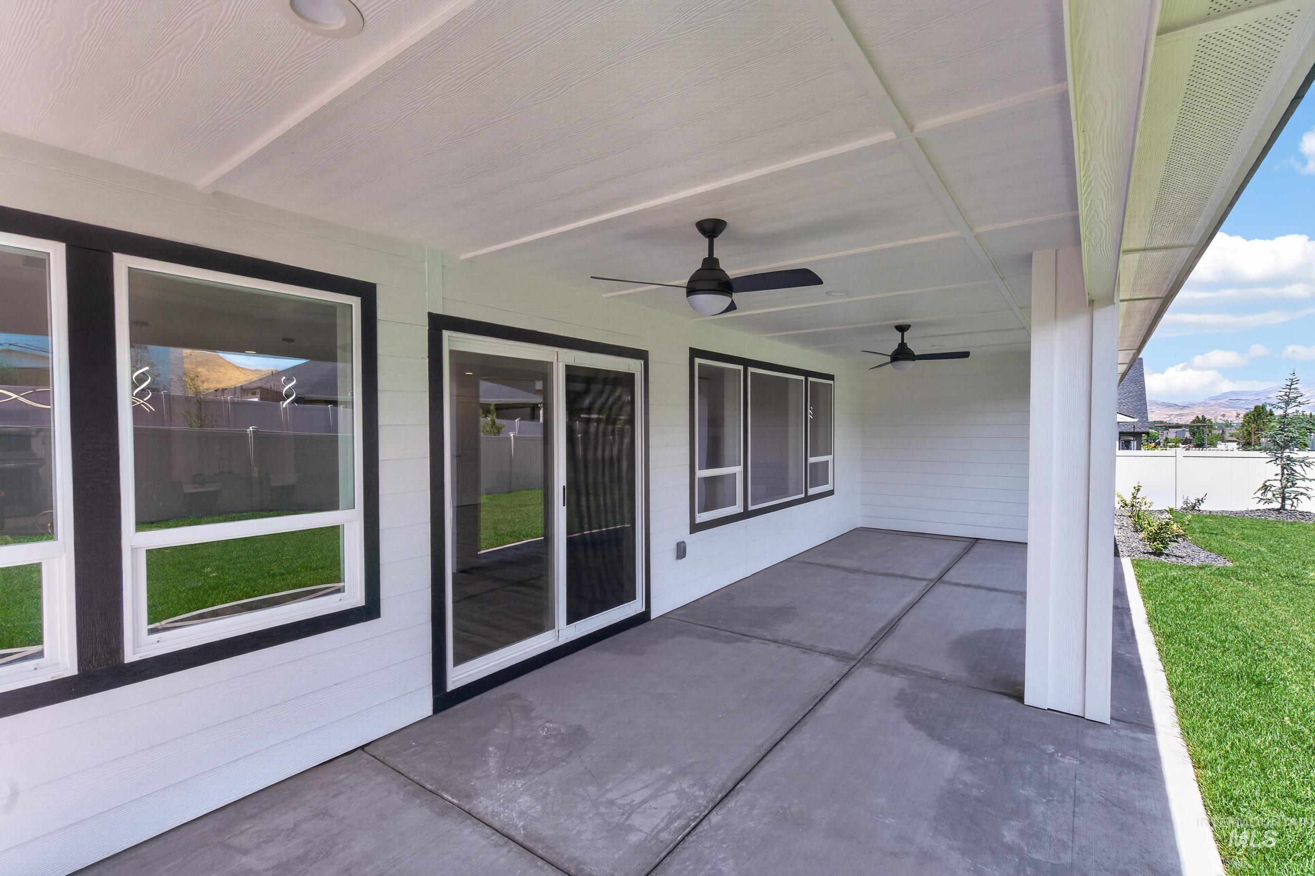 1470 Castle Way, Emmett, Idaho 83617, 3 Bedrooms, 2 Bathrooms, Residential For Sale, Price $600,000, 98994623