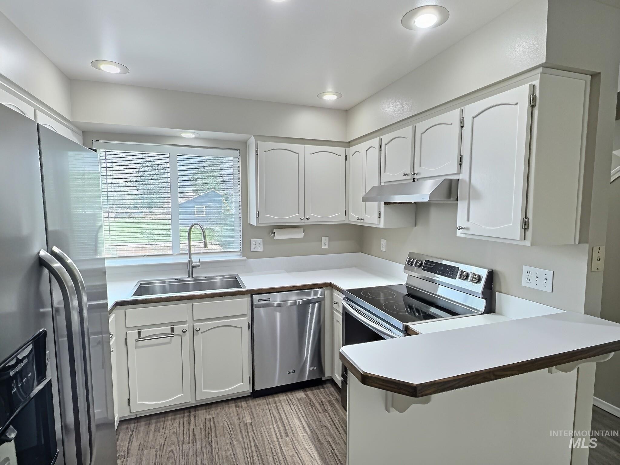 19 E King St, Meridian, Idaho 83642, 2 Bedrooms, 2.5 Bathrooms, Residential For Sale, Price $324,900, 98994624