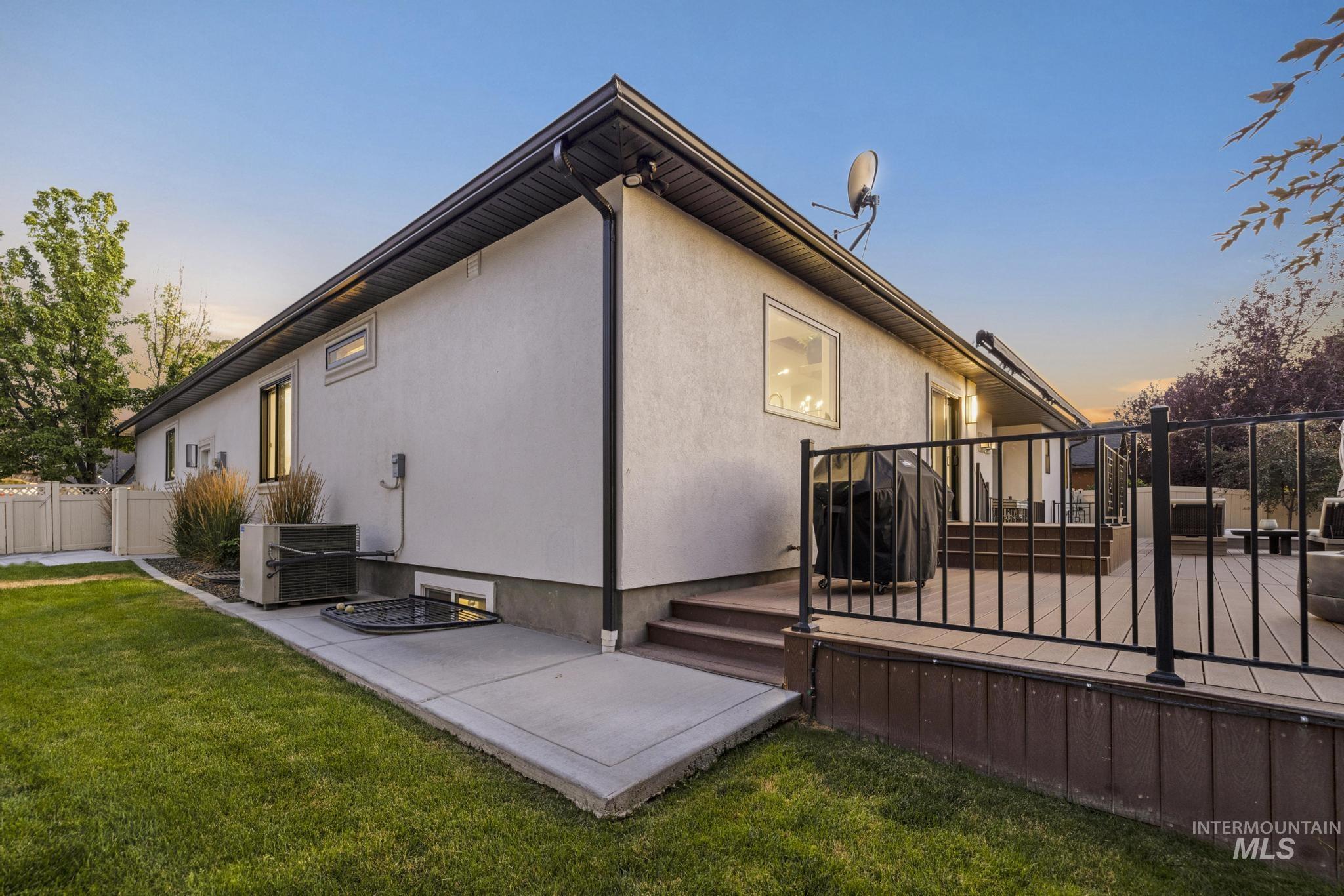 685 Canyon Park Ave, Twin Falls, Idaho 83301, 4 Bedrooms, 3 Bathrooms, Residential For Sale, Price $995,000, 98994625