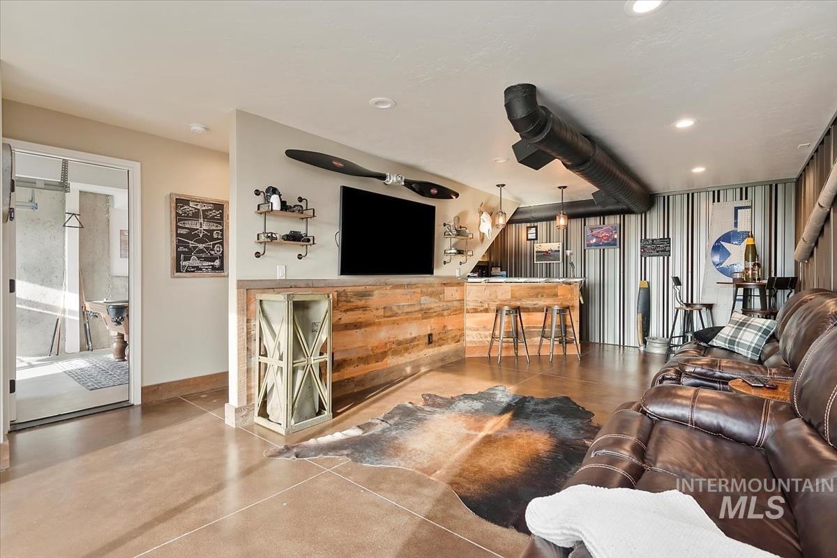 11223 West River Road, Caldwell, Idaho 83607, 4 Bedrooms, 5 Bathrooms, Residential For Sale, Price $1,349,000, 98994642