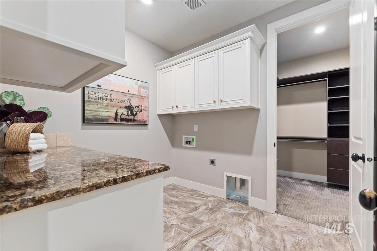 11223 West River Road, Caldwell, Idaho 83607, 4 Bedrooms, 5 Bathrooms, Residential For Sale, Price $1,349,000, 98994642