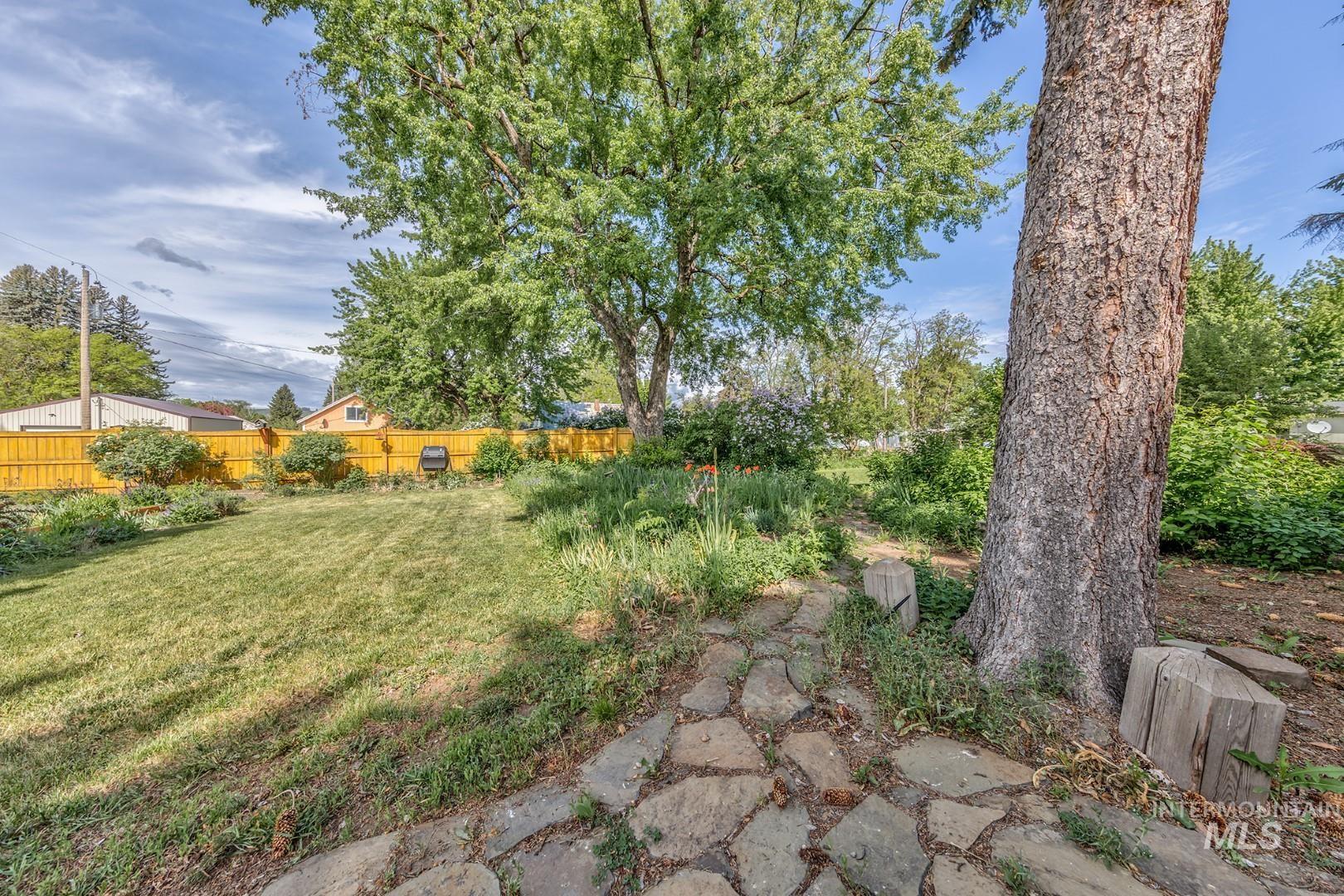 203 1st St, Council, Idaho 83612, 3 Bedrooms, 1 Bathroom, Residential For Sale, Price $439,000, 98994643