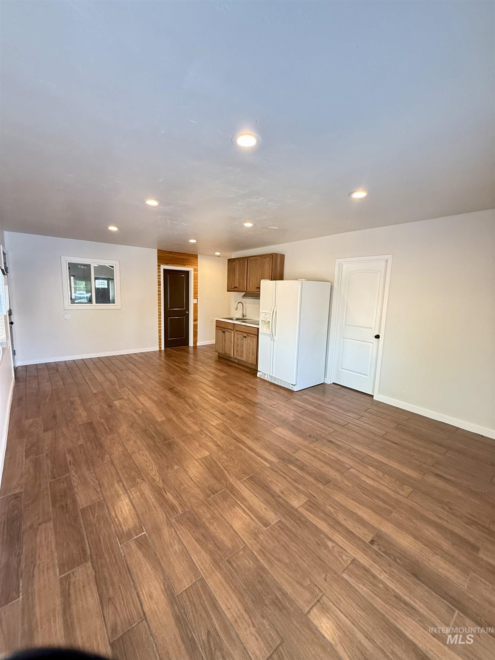 329 11th Ave N, Buhl, Idaho 83316, 3 Bedrooms, 2 Bathrooms, Residential For Sale, Price $325,000, 98994646