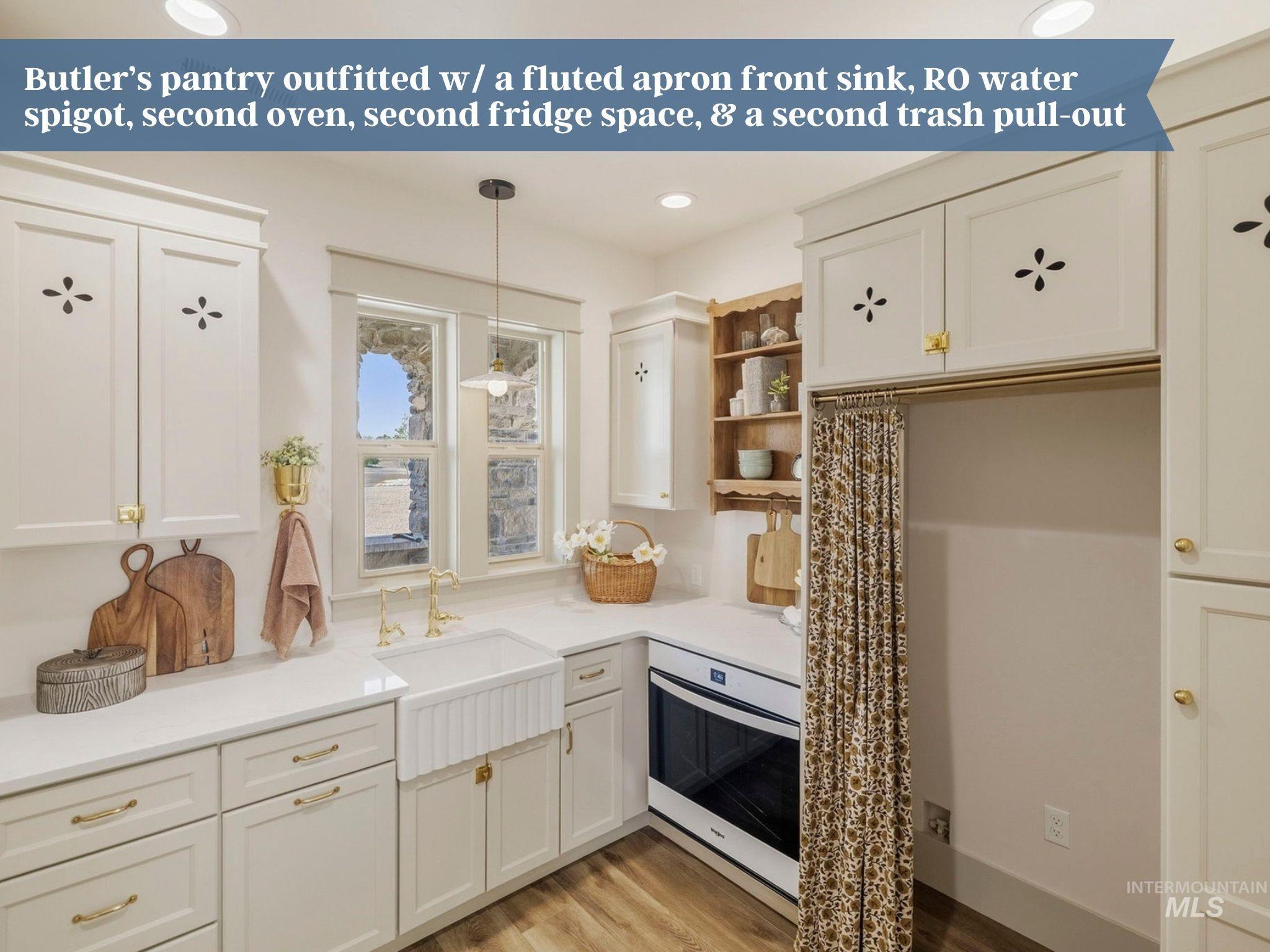 12825 Quail Run Lane, Caldwell, Idaho 83607, 5 Bedrooms, 3.5 Bathrooms, Residential For Sale, Price $1,150,000, 98994647