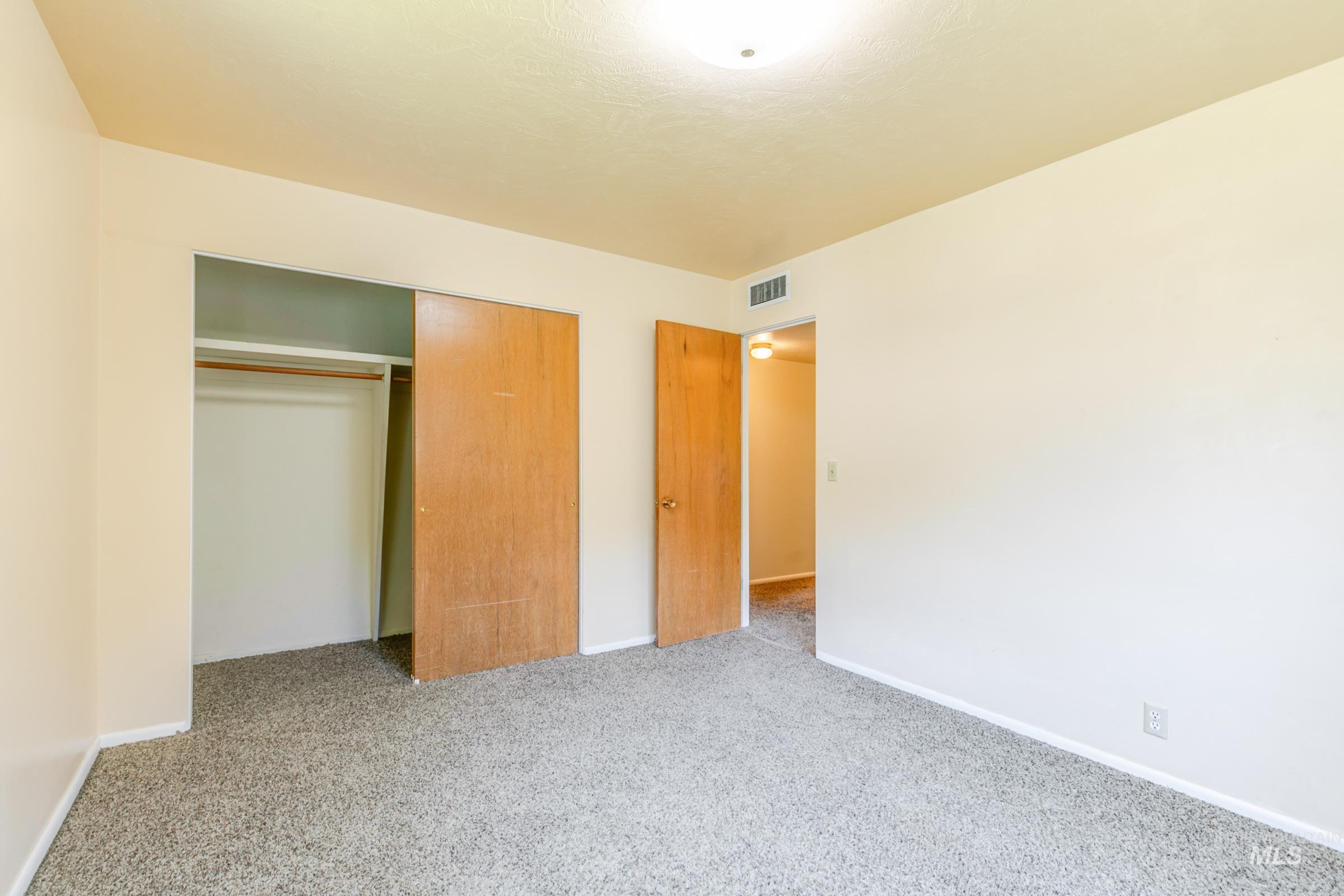 2202 Ellis Ave, Caldwell, Idaho 83605, 3 Bedrooms, 2 Bathrooms, Residential For Sale, Price $350,000, 98994648