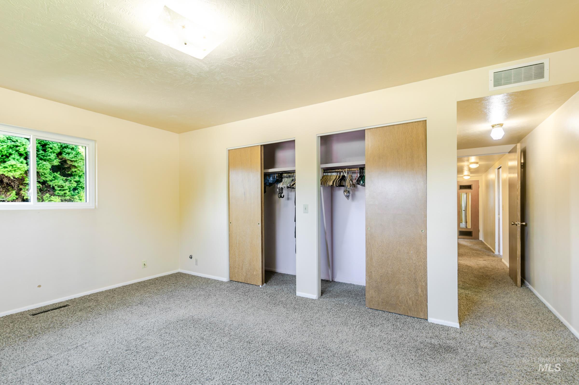 2202 Ellis Ave, Caldwell, Idaho 83605, 3 Bedrooms, 2 Bathrooms, Residential For Sale, Price $350,000, 98994648