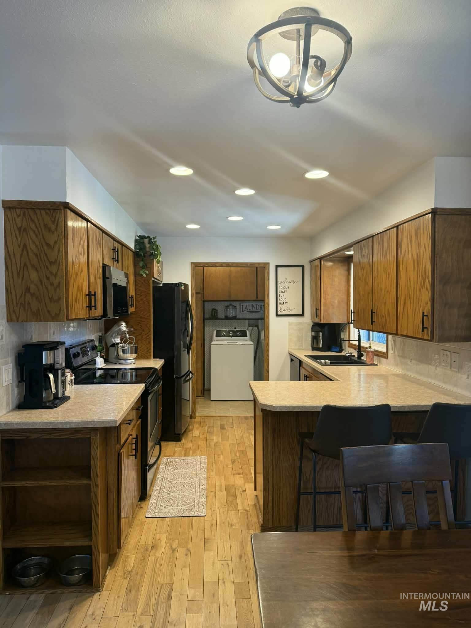 501 138th Street, Orofino, Idaho 83544, 4 Bedrooms, 1.5 Bathrooms, Residential For Sale, Price $405,000, 98994651
