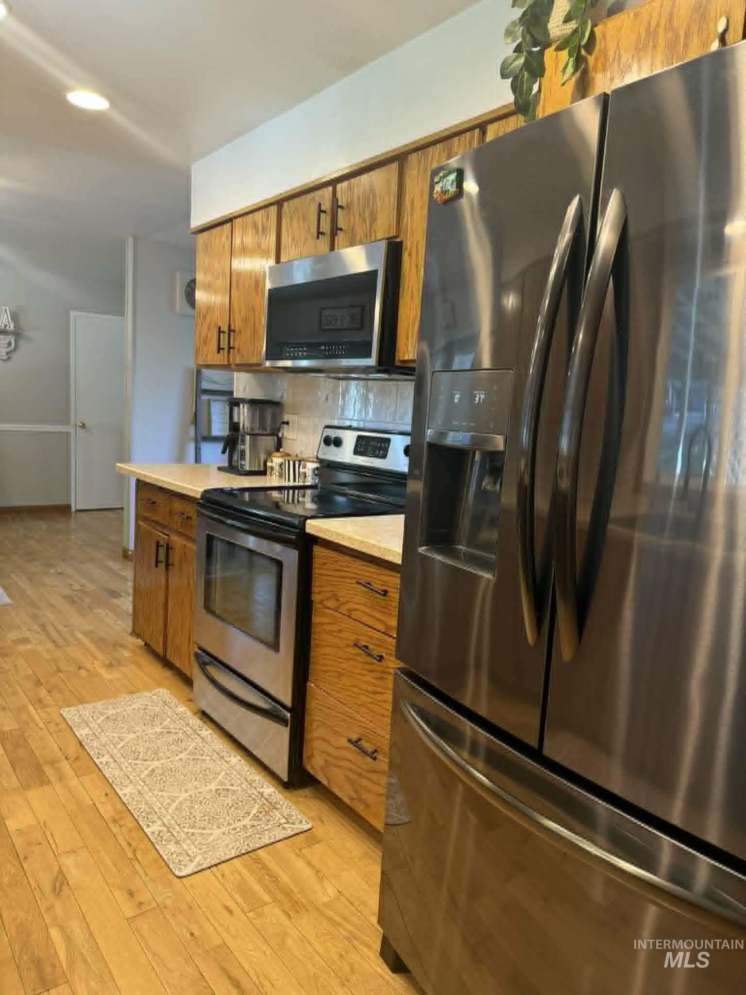 501 138th Street, Orofino, Idaho 83544, 4 Bedrooms, 1.5 Bathrooms, Residential For Sale, Price $405,000, 98994651