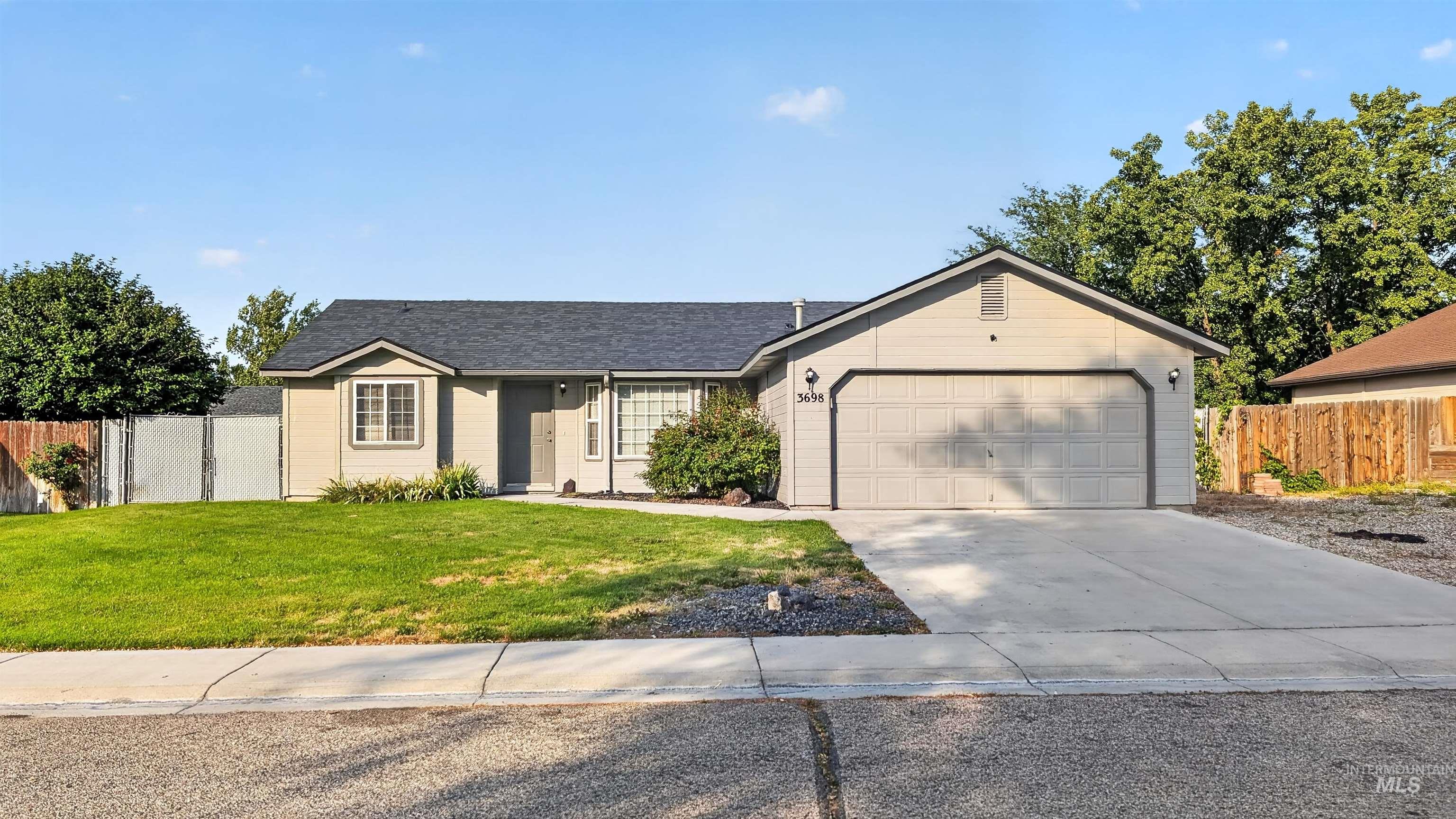 3698 S Peoria Way, Meridian, Idaho 83642, 3 Bedrooms, 2 Bathrooms, Residential For Sale, Price $395,000, 98994652