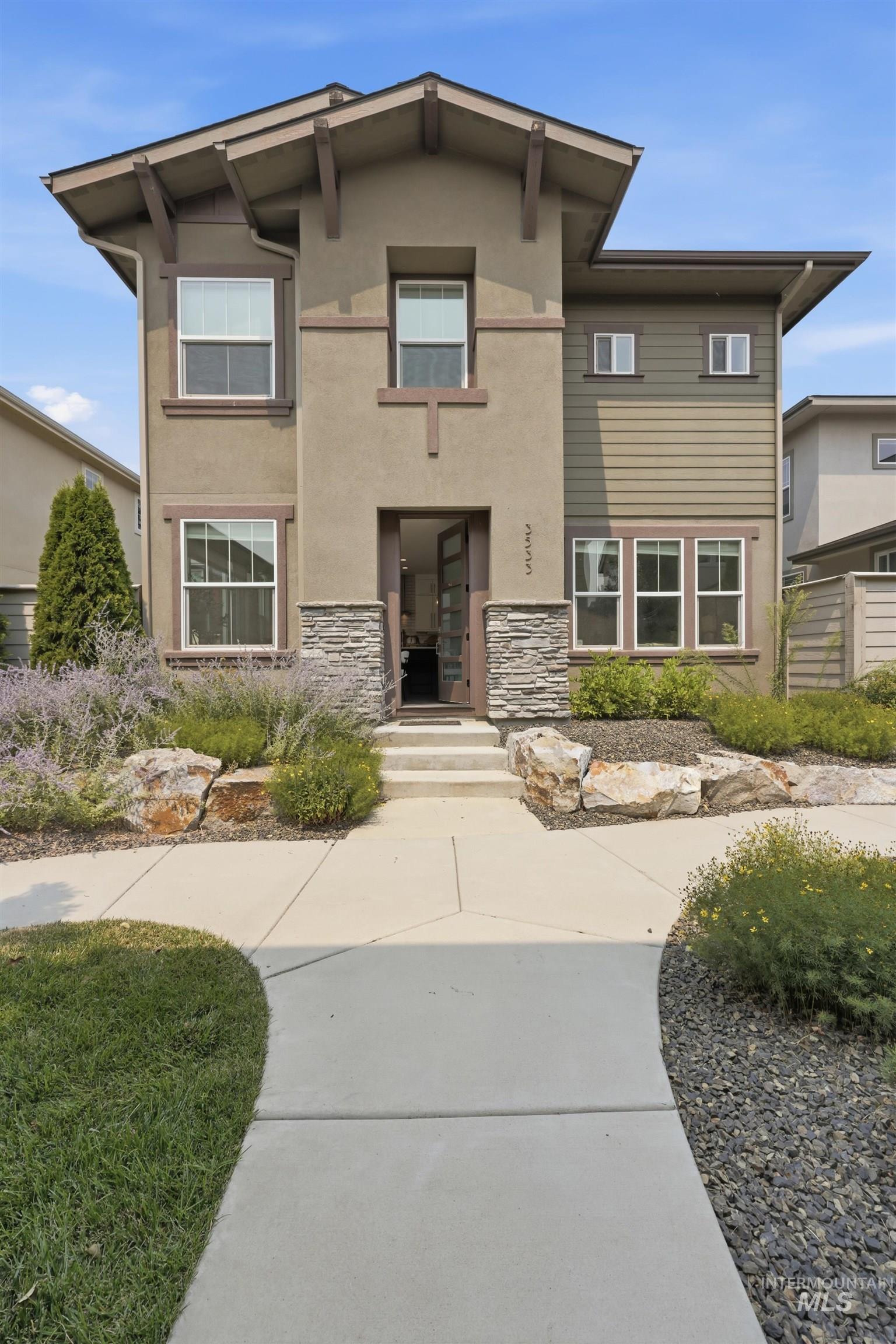 3533 S Pheasant Tail Way, Boise, Idaho 83716, 3 Bedrooms, 2.5 Bathrooms, Residential For Sale, Price $700,000,MLS 98994655