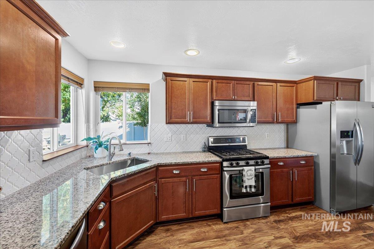 6287 Silver Elm Way, Meridian, Idaho 83646, 5 Bedrooms, 2.5 Bathrooms, Residential For Sale, Price $589,900, 98994658