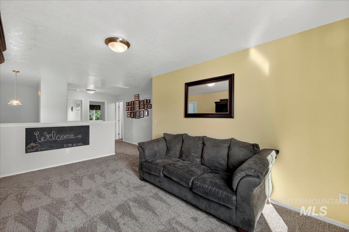 6287 Silver Elm Way, Meridian, Idaho 83646, 5 Bedrooms, 2.5 Bathrooms, Residential For Sale, Price $589,900, 98994658