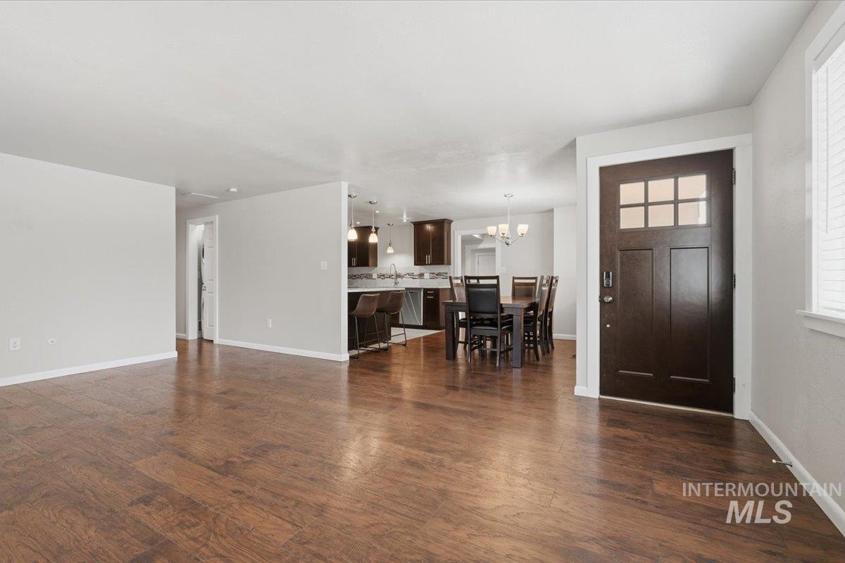 1360 W Targee St, Boise, Idaho 83706, 4 Bedrooms, 2 Bathrooms, Residential For Sale, Price $459,900, 98994662