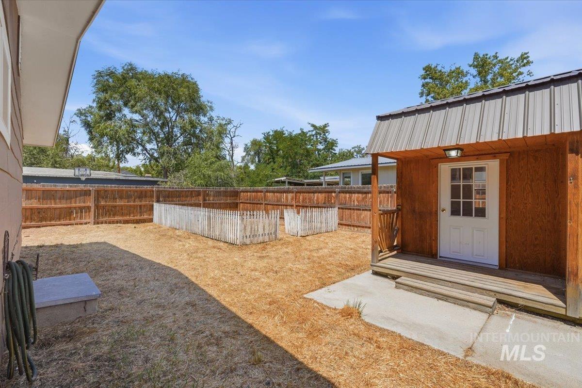 1360 W Targee St, Boise, Idaho 83706, 4 Bedrooms, 2 Bathrooms, Residential For Sale, Price $459,900, 98994662