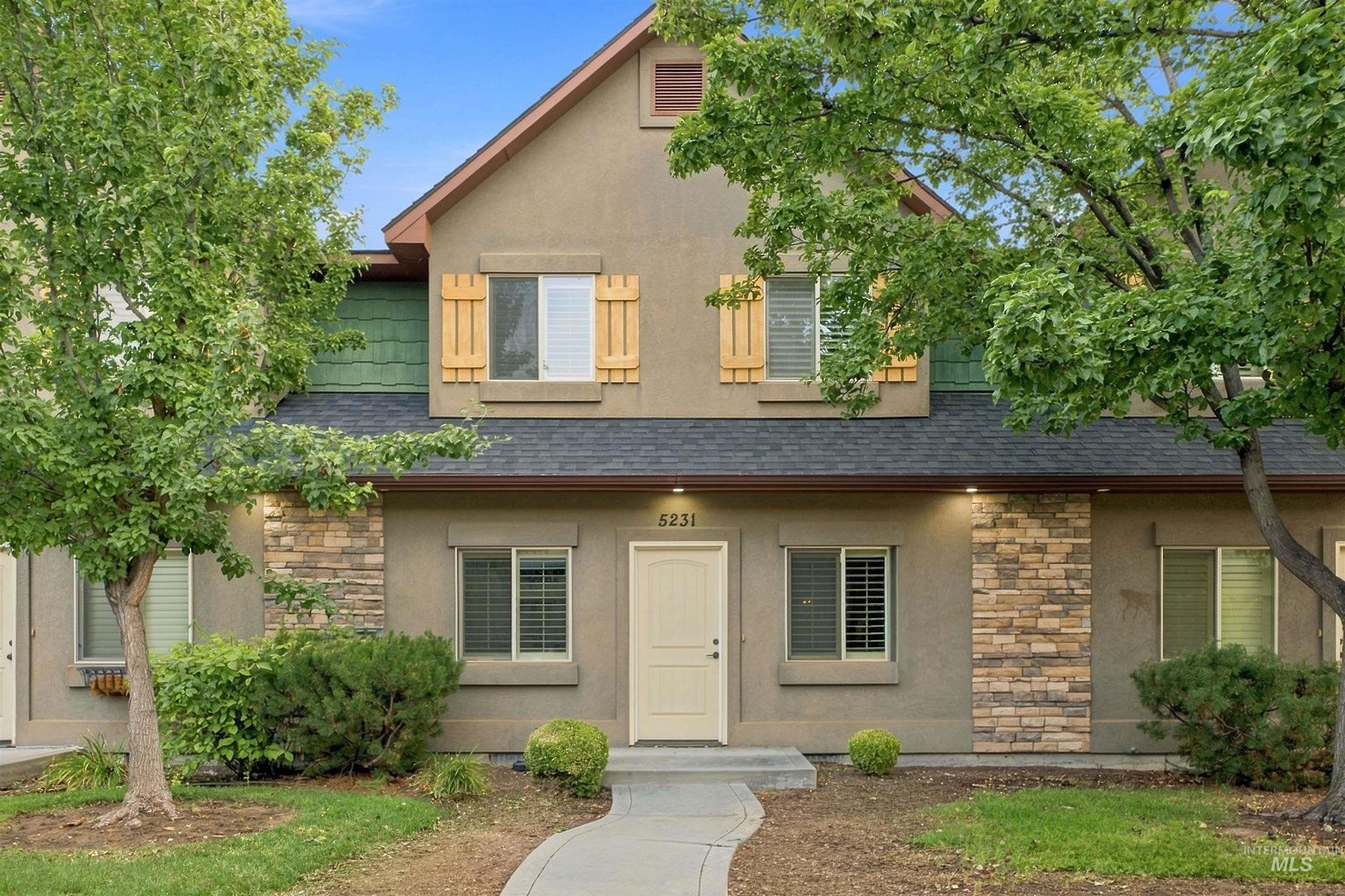 5231 W Morris Hill Rd, Boise, Idaho 83706, 3 Bedrooms, 2.5 Bathrooms, Residential For Sale, Price $410,000,MLS 98994665
