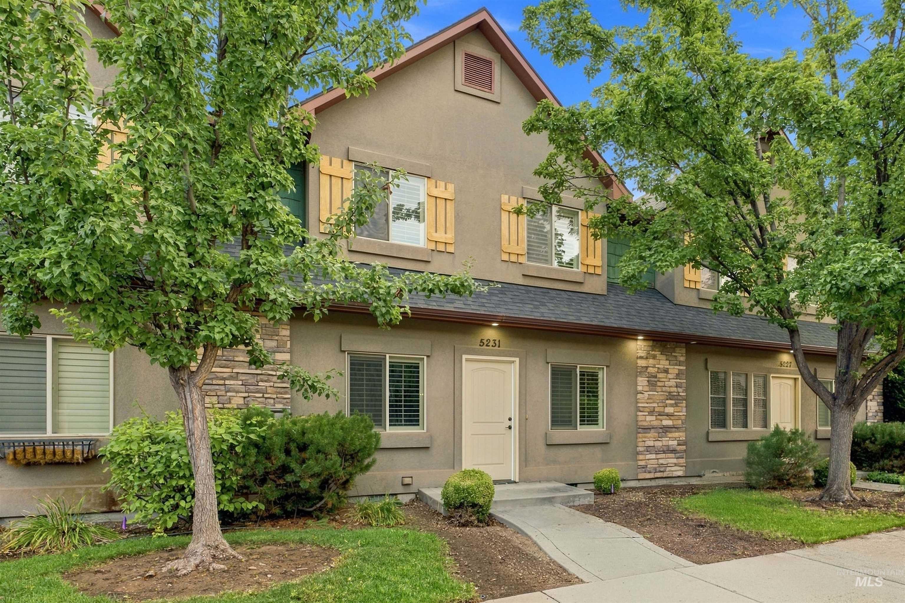 5231 W Morris Hill Rd, Boise, Idaho 83706, 3 Bedrooms, 2.5 Bathrooms, Residential For Sale, Price $410,000,MLS 98994665