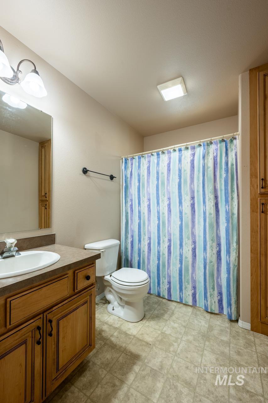 364 Pintail Ln, Moscow, Idaho 83843, 4 Bedrooms, 3 Bathrooms, Residential For Sale, Price $625,000, 98994667