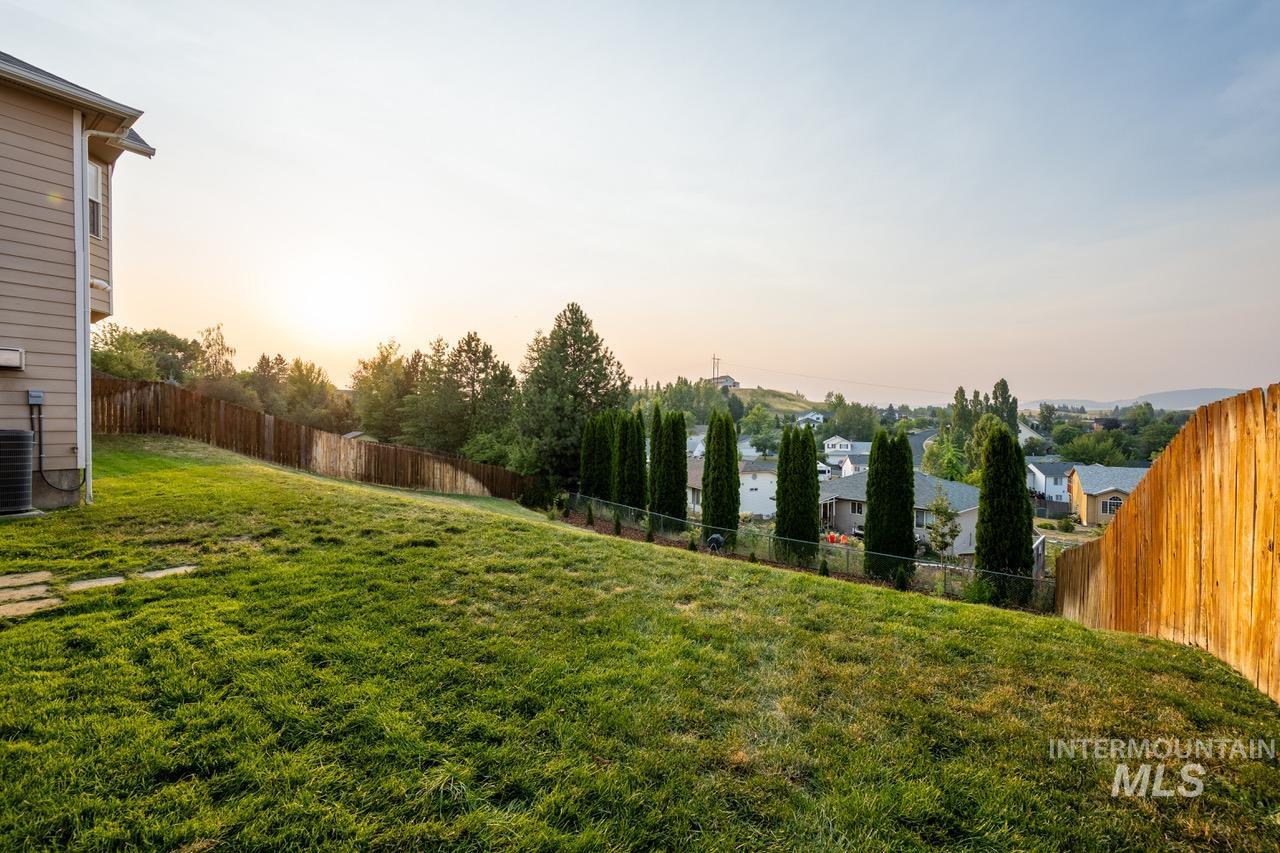 364 Pintail Ln, Moscow, Idaho 83843, 4 Bedrooms, 3 Bathrooms, Residential For Sale, Price $625,000, 98994667