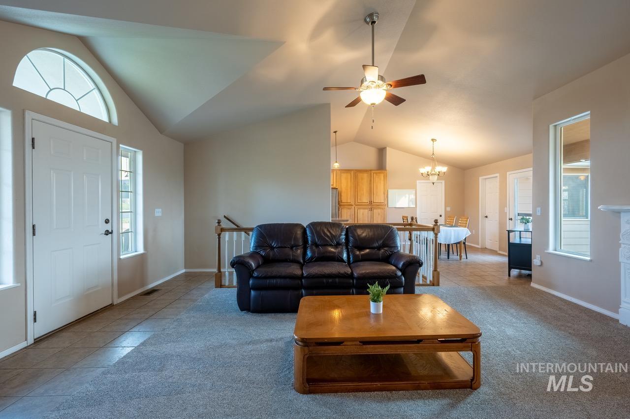 364 Pintail Ln, Moscow, Idaho 83843, 4 Bedrooms, 3 Bathrooms, Residential For Sale, Price $610,000,MLS 98994667