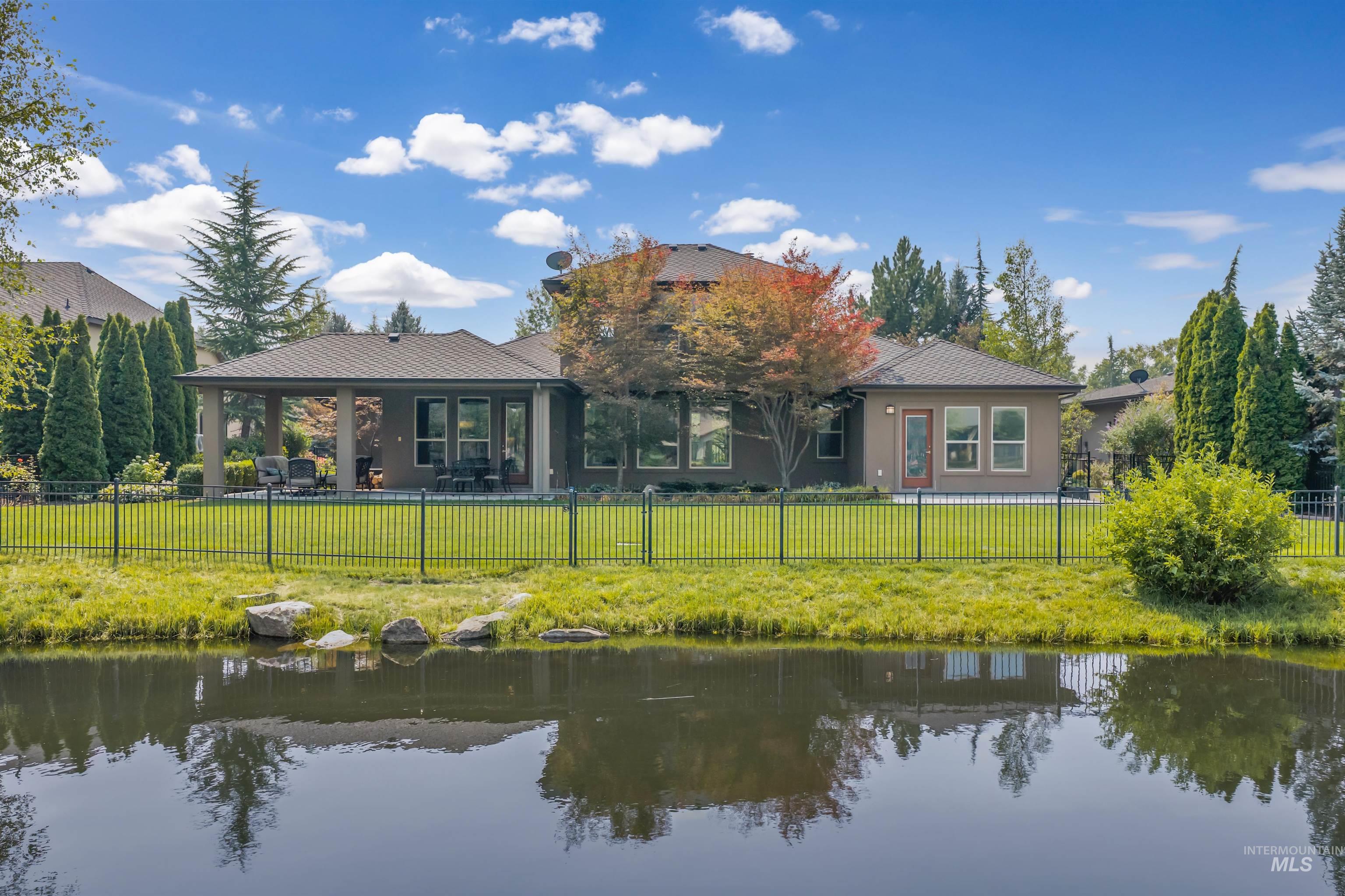 568 E Lakebrook Lane, Eagle, Idaho 83616, 4 Bedrooms, 3.5 Bathrooms, Residential For Sale, Price $1,378,000,MLS 98994673