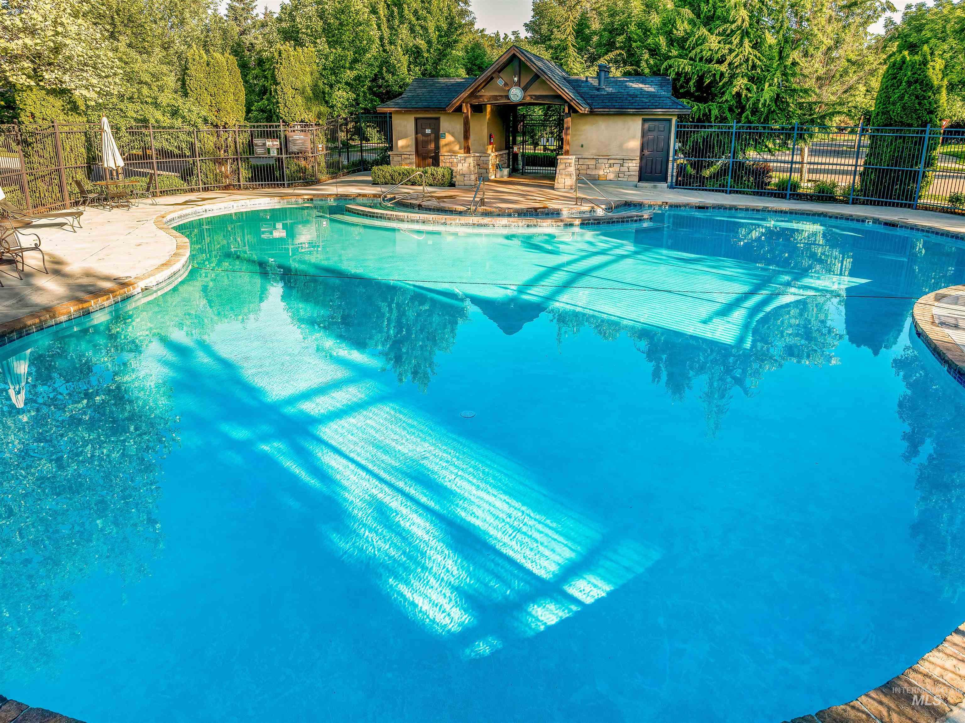 568 E Lakebrook Lane, Eagle, Idaho 83616, 4 Bedrooms, 3.5 Bathrooms, Residential For Sale, Price $1,378,000,MLS 98994673
