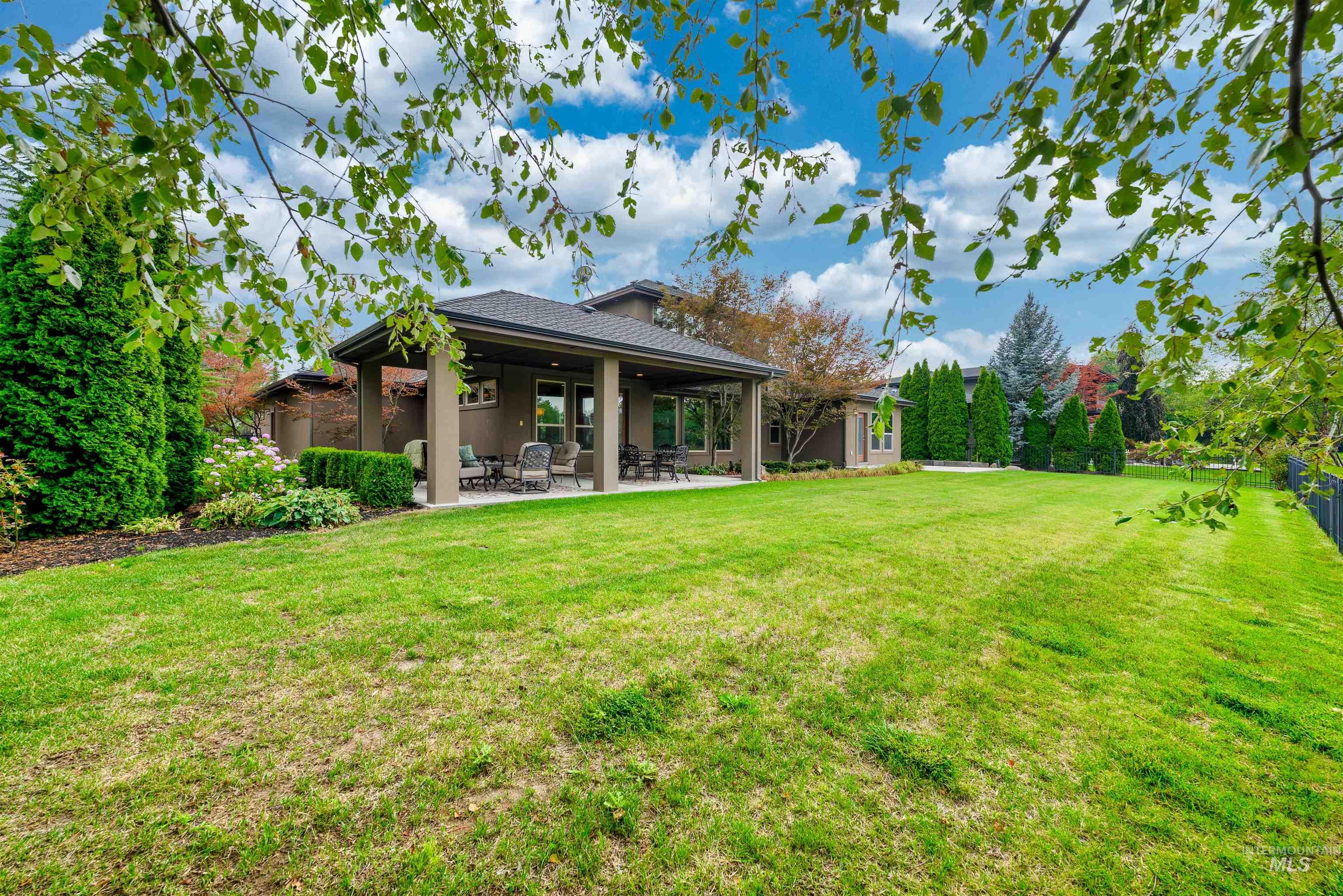 568 E Lakebrook Lane, Eagle, Idaho 83616, 4 Bedrooms, 3.5 Bathrooms, Residential For Sale, Price $1,378,000, 98994673