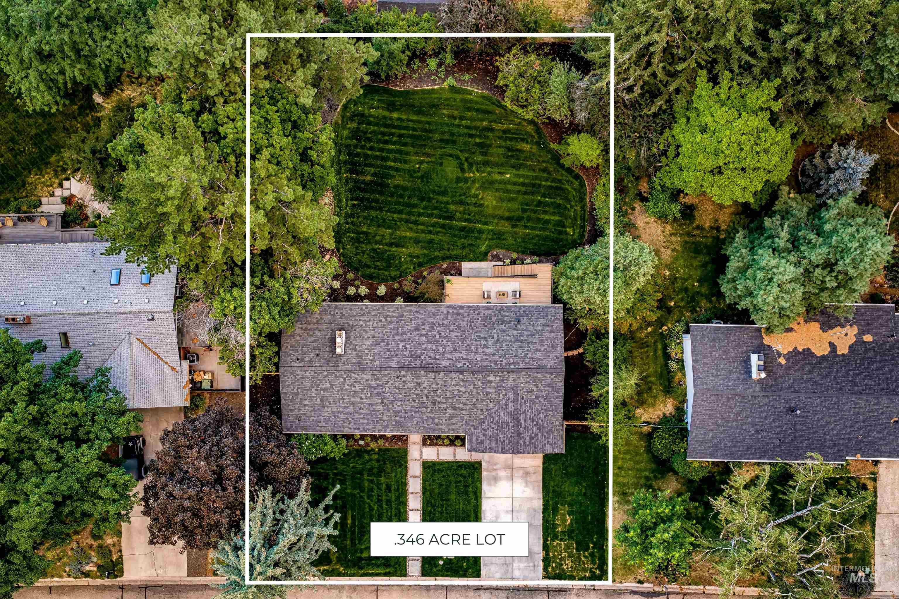 722 W Braemere Road, Boise, Idaho 83702, 5 Bedrooms, 4.5 Bathrooms, Residential For Sale, Price $1,495,000, 98994690
