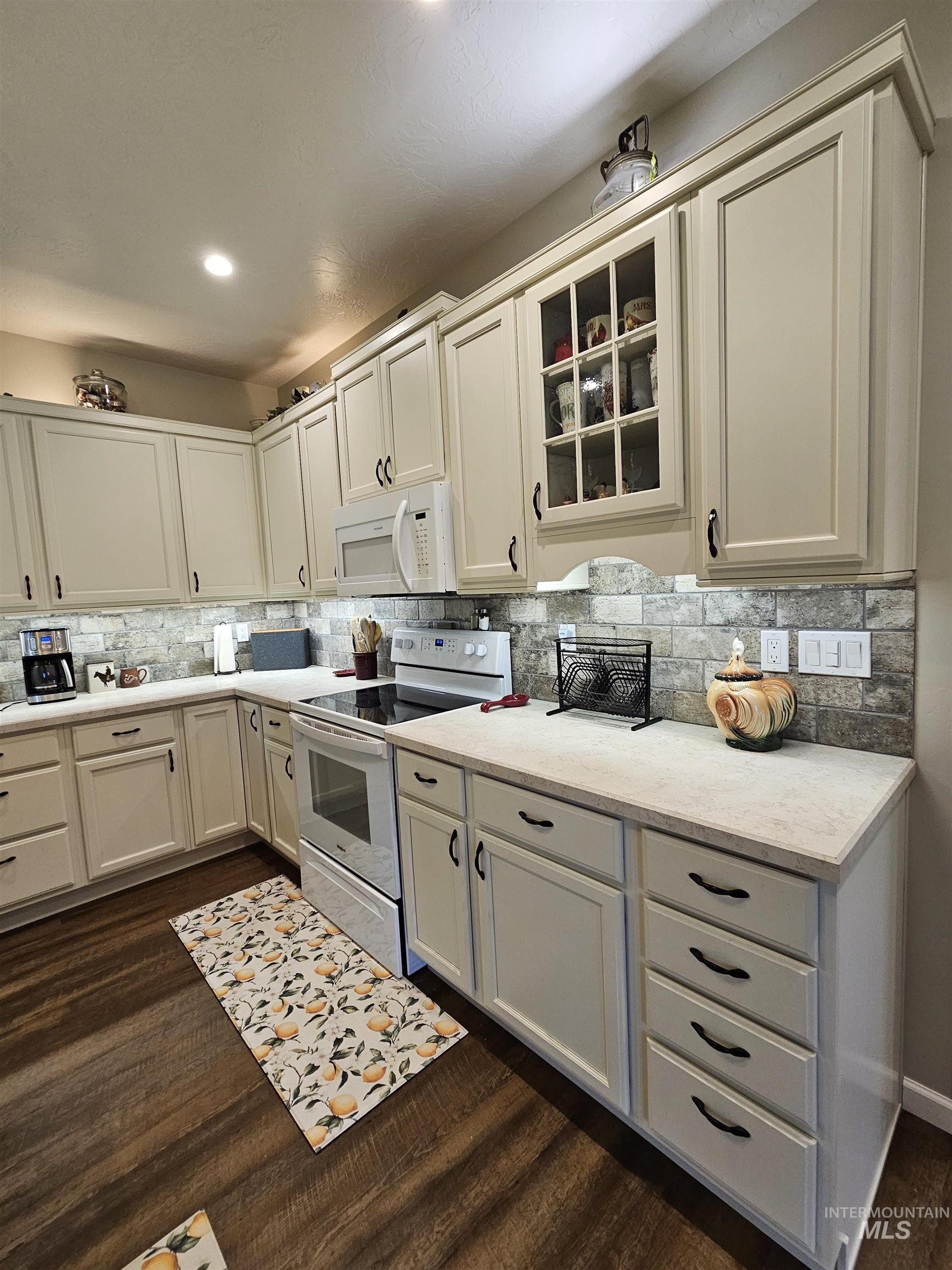 4490 Vardon Rd, New Meadows, Idaho 83654, 3 Bedrooms, 3 Bathrooms, Residential For Sale, Price $969,000, 98994696