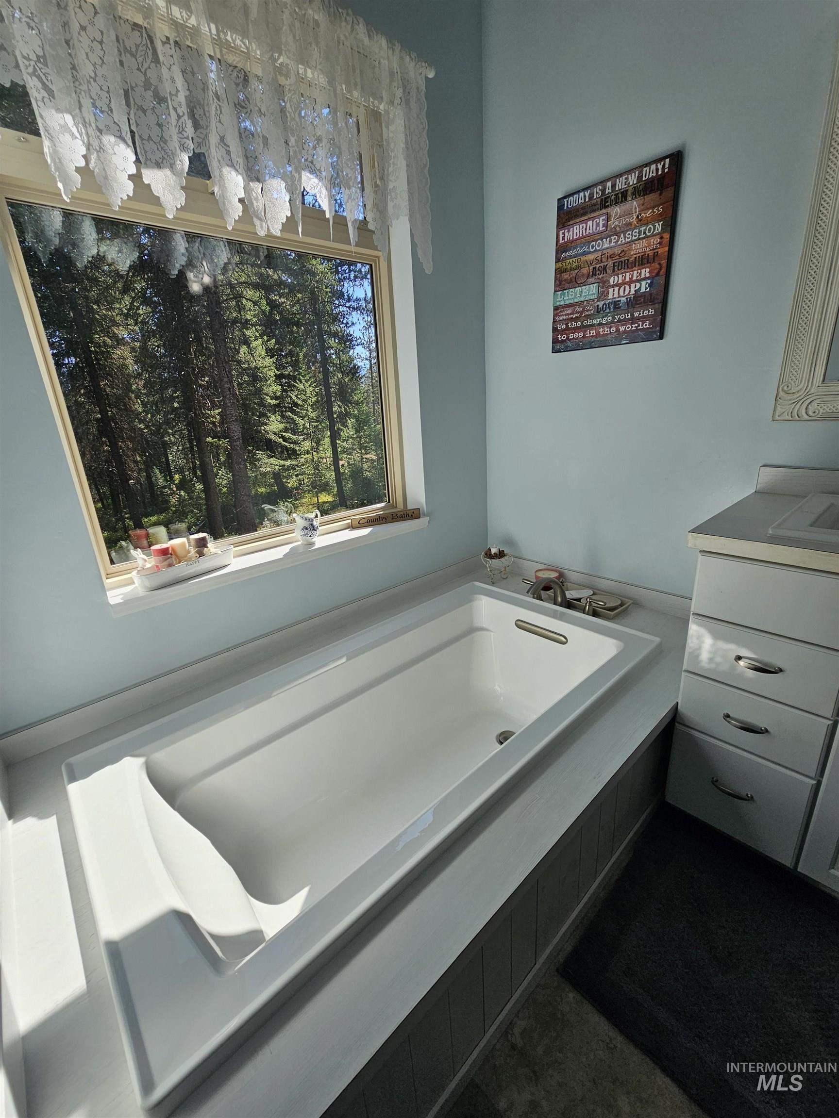 4490 Vardon Rd, New Meadows, Idaho 83654, 3 Bedrooms, 3 Bathrooms, Residential For Sale, Price $969,000, 98994696