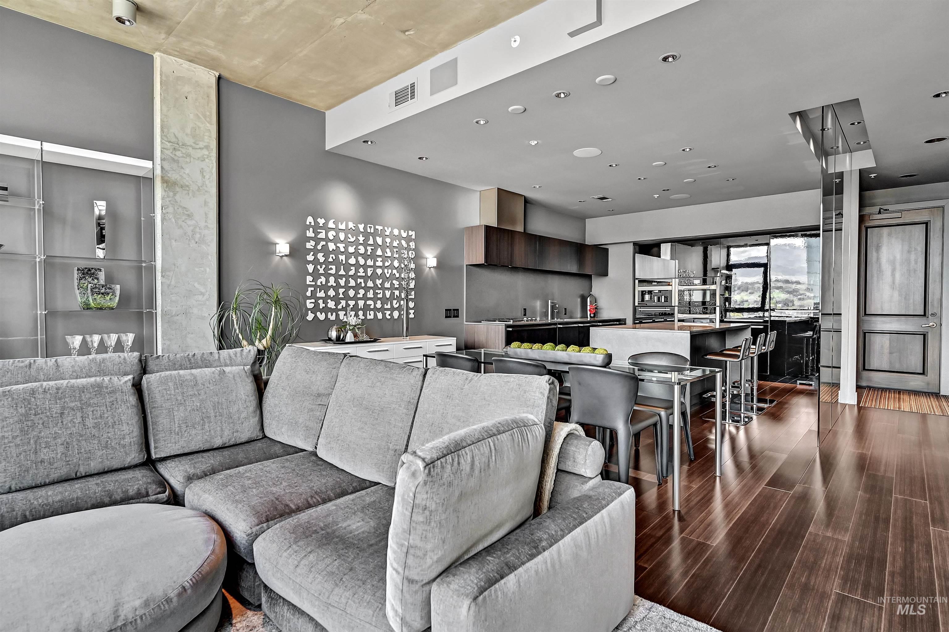 851 W Front Street, Boise, Idaho 83702, 1 Bedroom, 2 Bathrooms, Residential For Sale, Price $1,085,000, 98994697