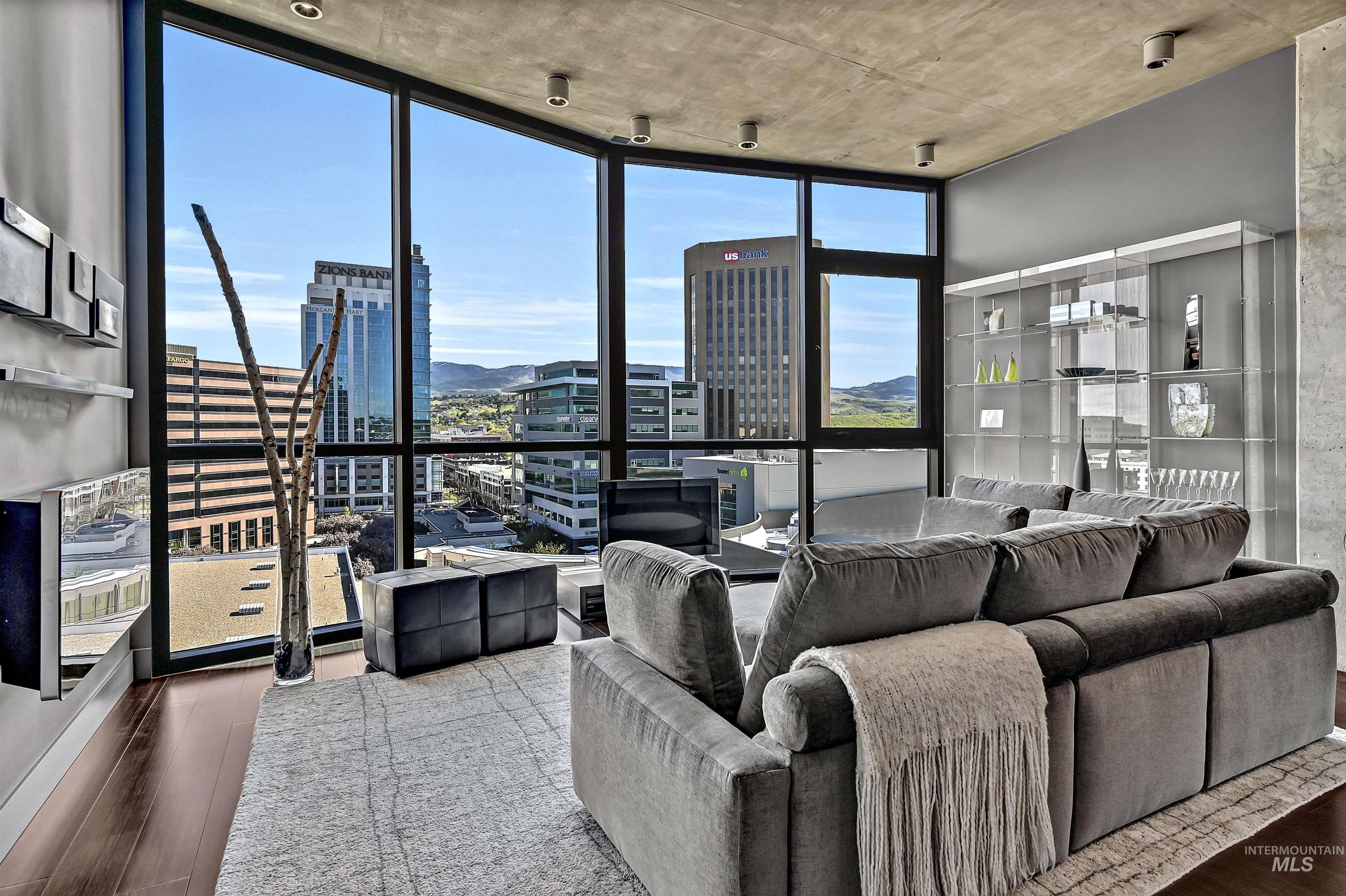851 W Front Street, Boise, Idaho 83702, 1 Bedroom, 2 Bathrooms, Residential For Sale, Price $1,085,000, 98994697