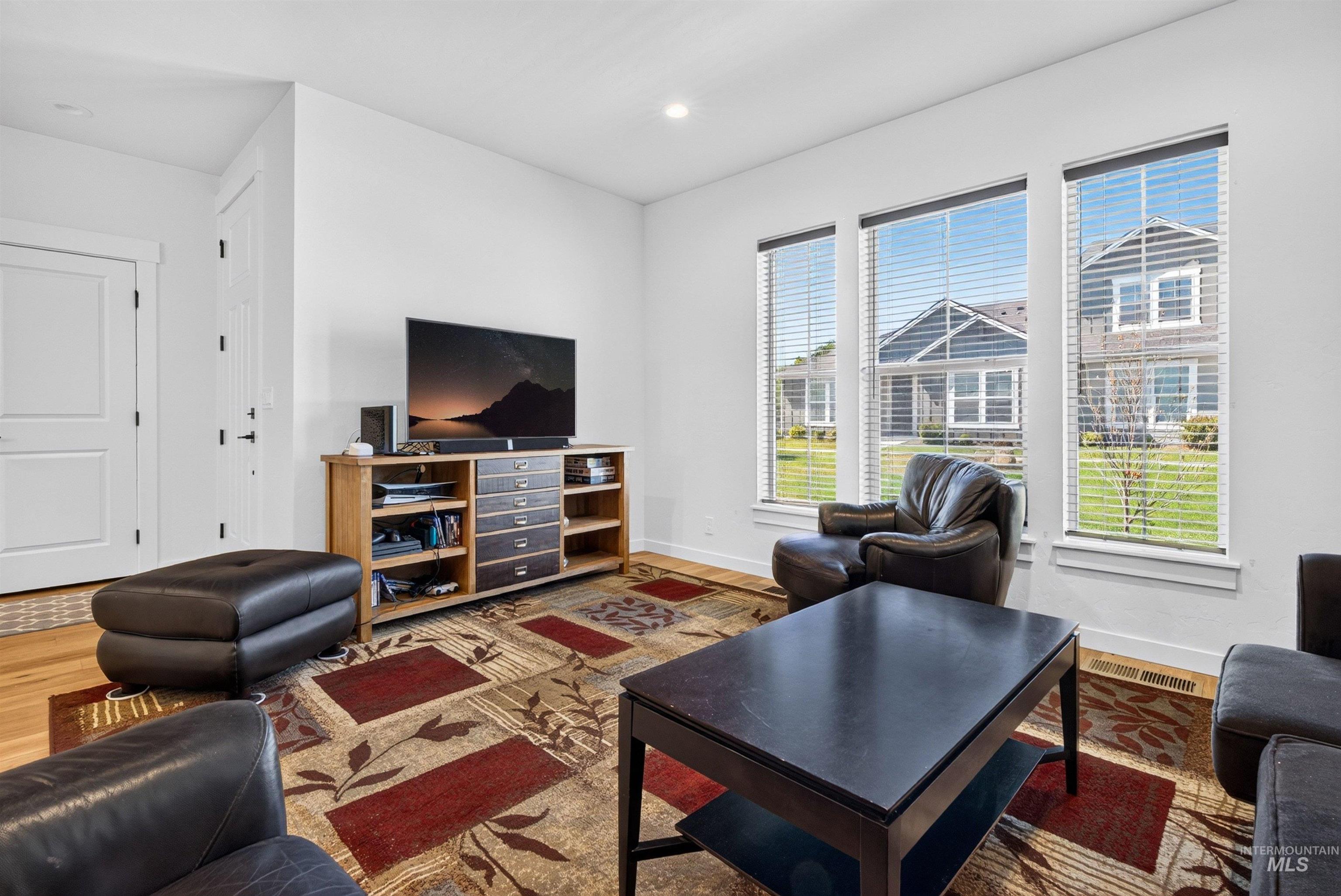 11100 W Portola St, Boise, Idaho 83709, 3 Bedrooms, 2.5 Bathrooms, Residential For Sale, Price $469,900,MLS 98994698
