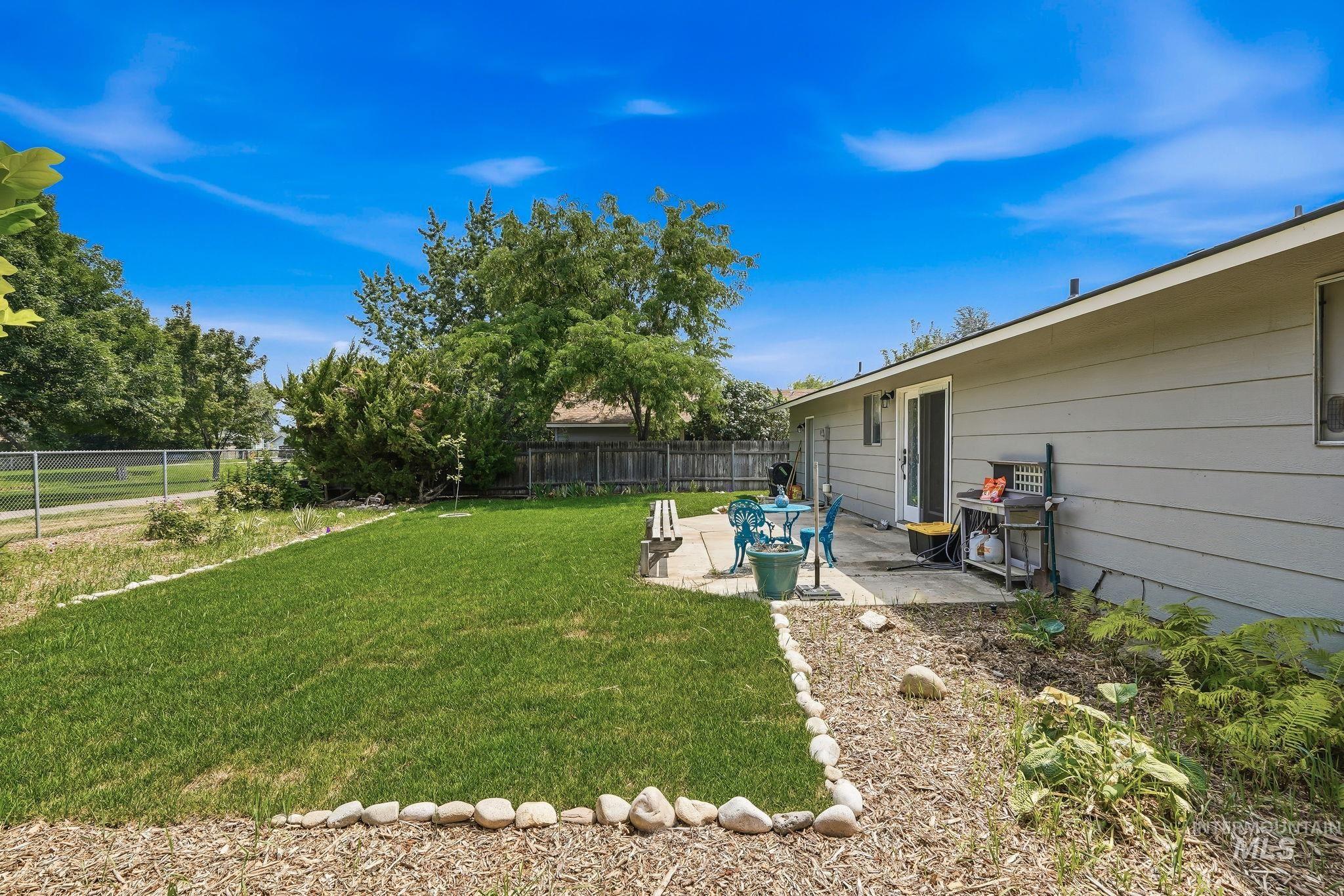 1218 W Chateau, Meridian, Idaho 83646, 3 Bedrooms, 1 Bathroom, Residential For Sale, Price $375,000, 98994701
