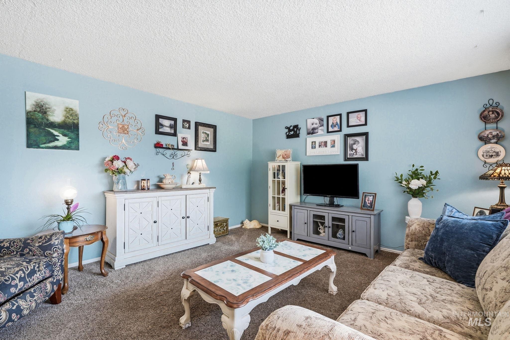 1218 W Chateau, Meridian, Idaho 83646, 3 Bedrooms, 1 Bathroom, Residential For Sale, Price $375,000, 98994701