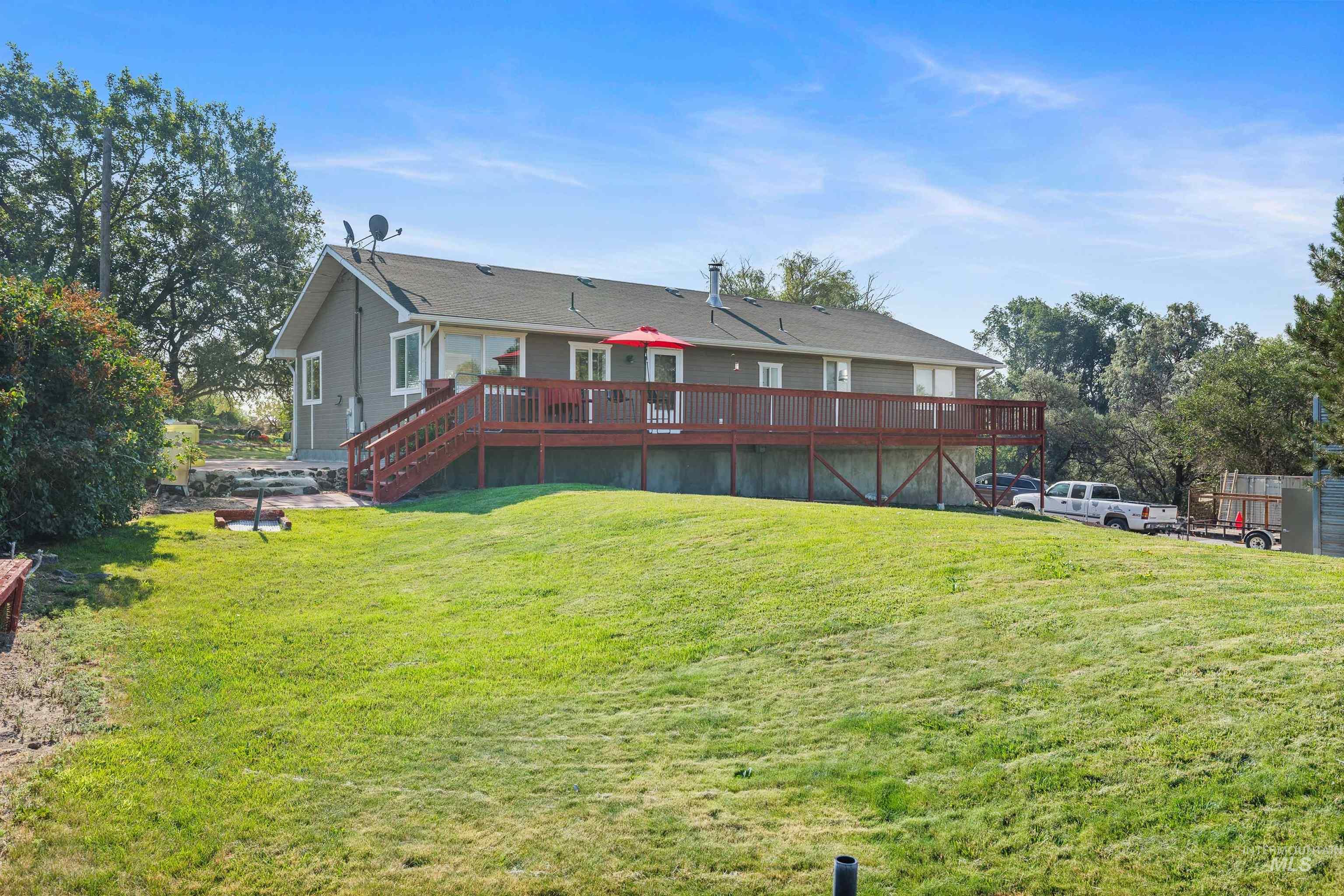 4277 N 1400 E, Buhl, Idaho 83316, 4 Bedrooms, 2 Bathrooms, Residential For Sale, Price $579,000,MLS 98994703