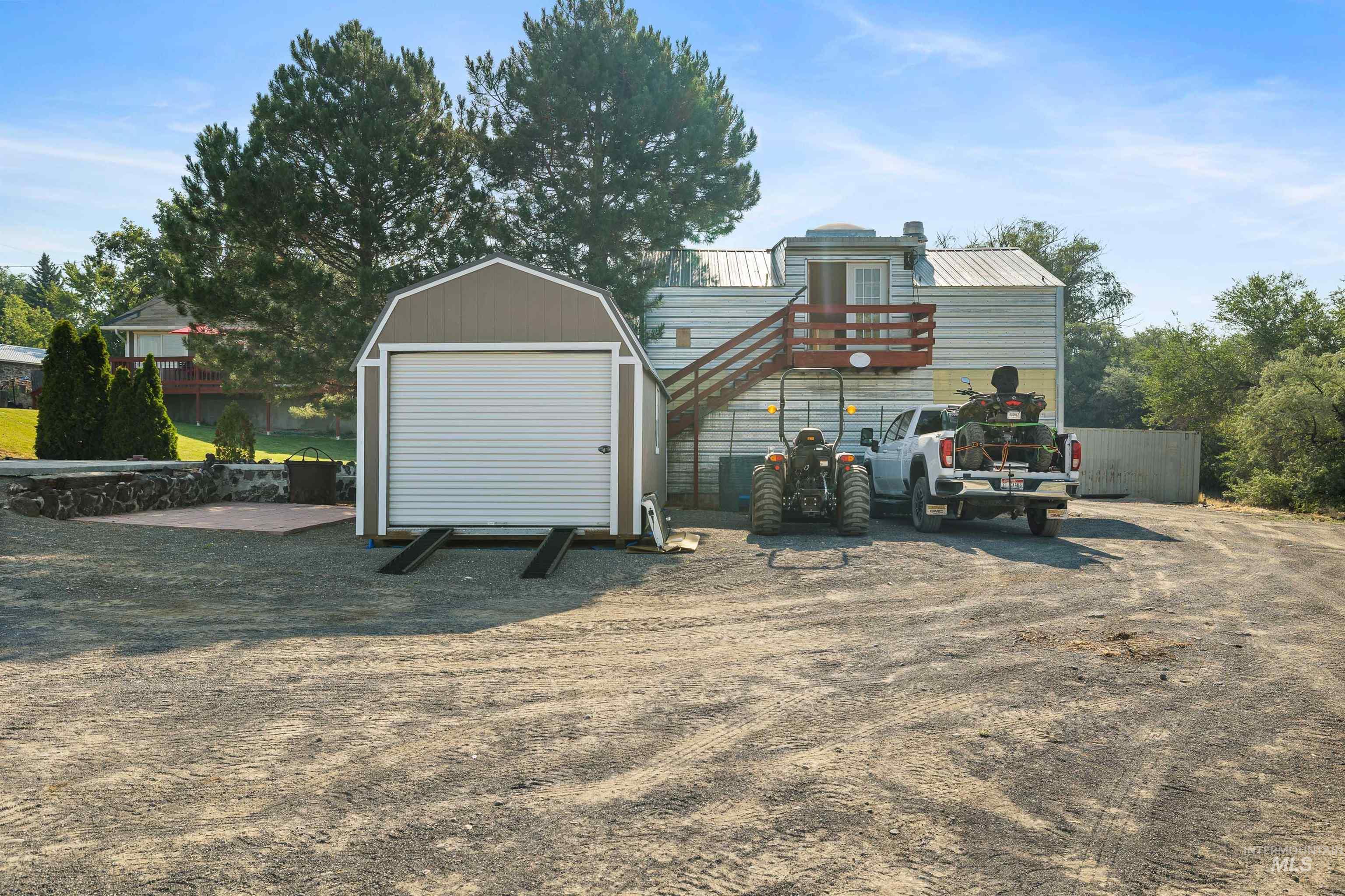 4277 N 1400 E, Buhl, Idaho 83316, 4 Bedrooms, 2 Bathrooms, Residential For Sale, Price $579,000, 98994703